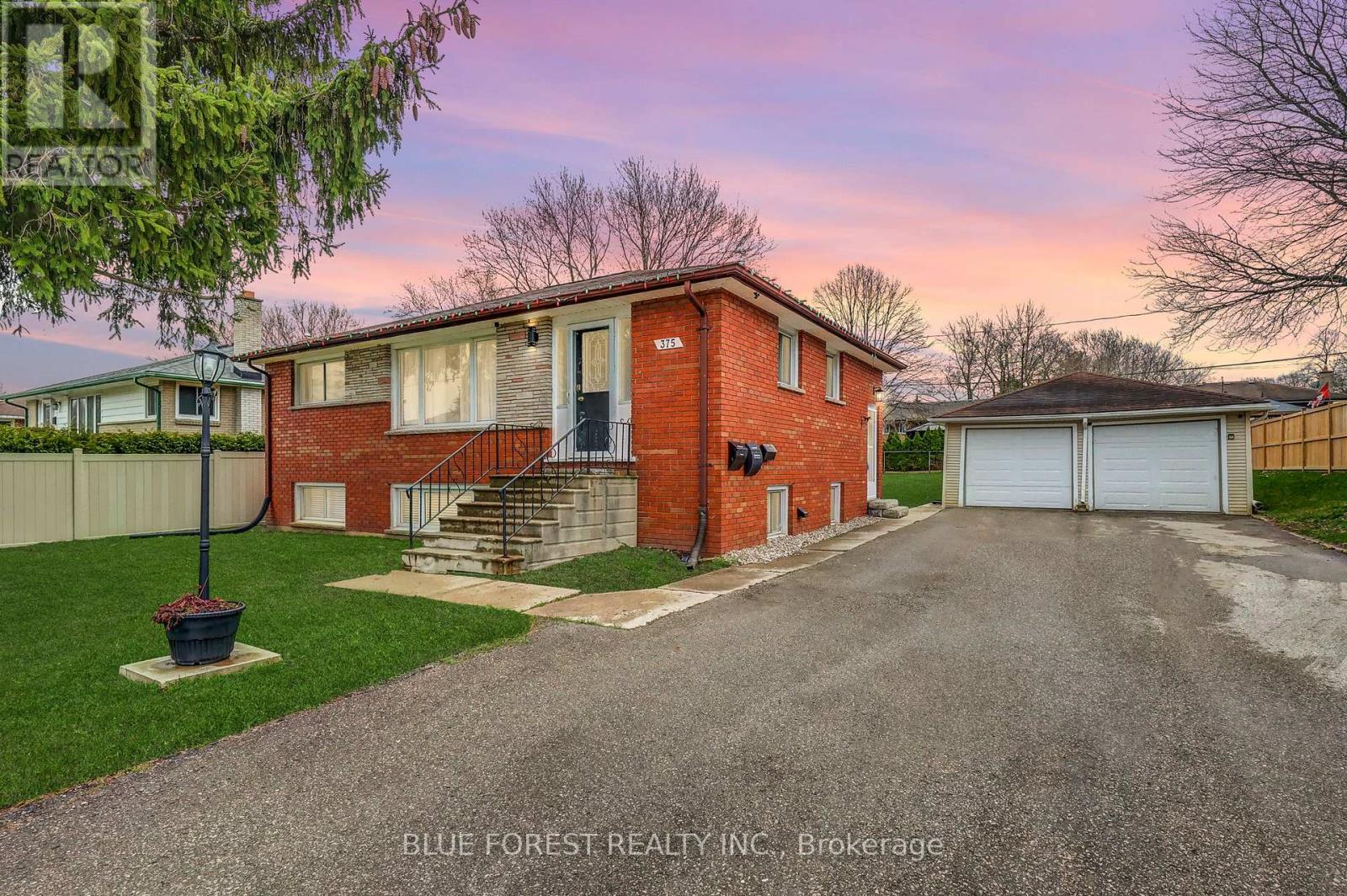 375 Dieppe Street