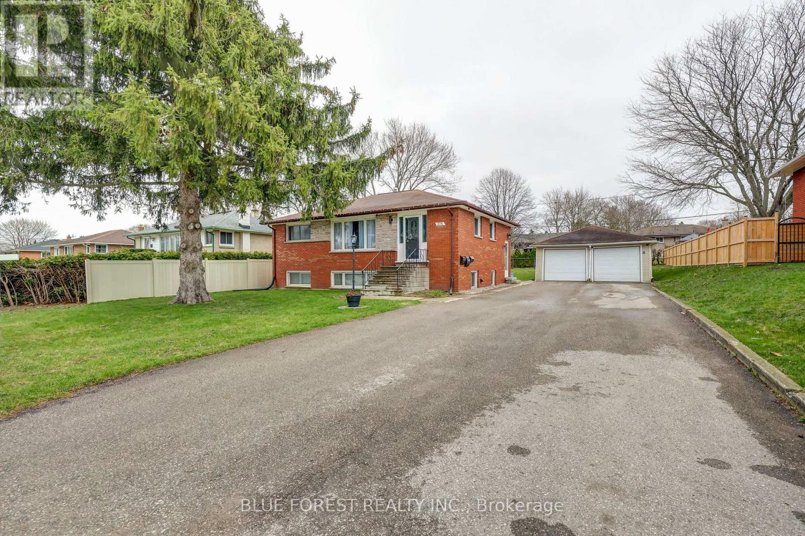 375 Dieppe Street, London South, Ontario  N5Z 3A7 - Photo 30 - X12090292