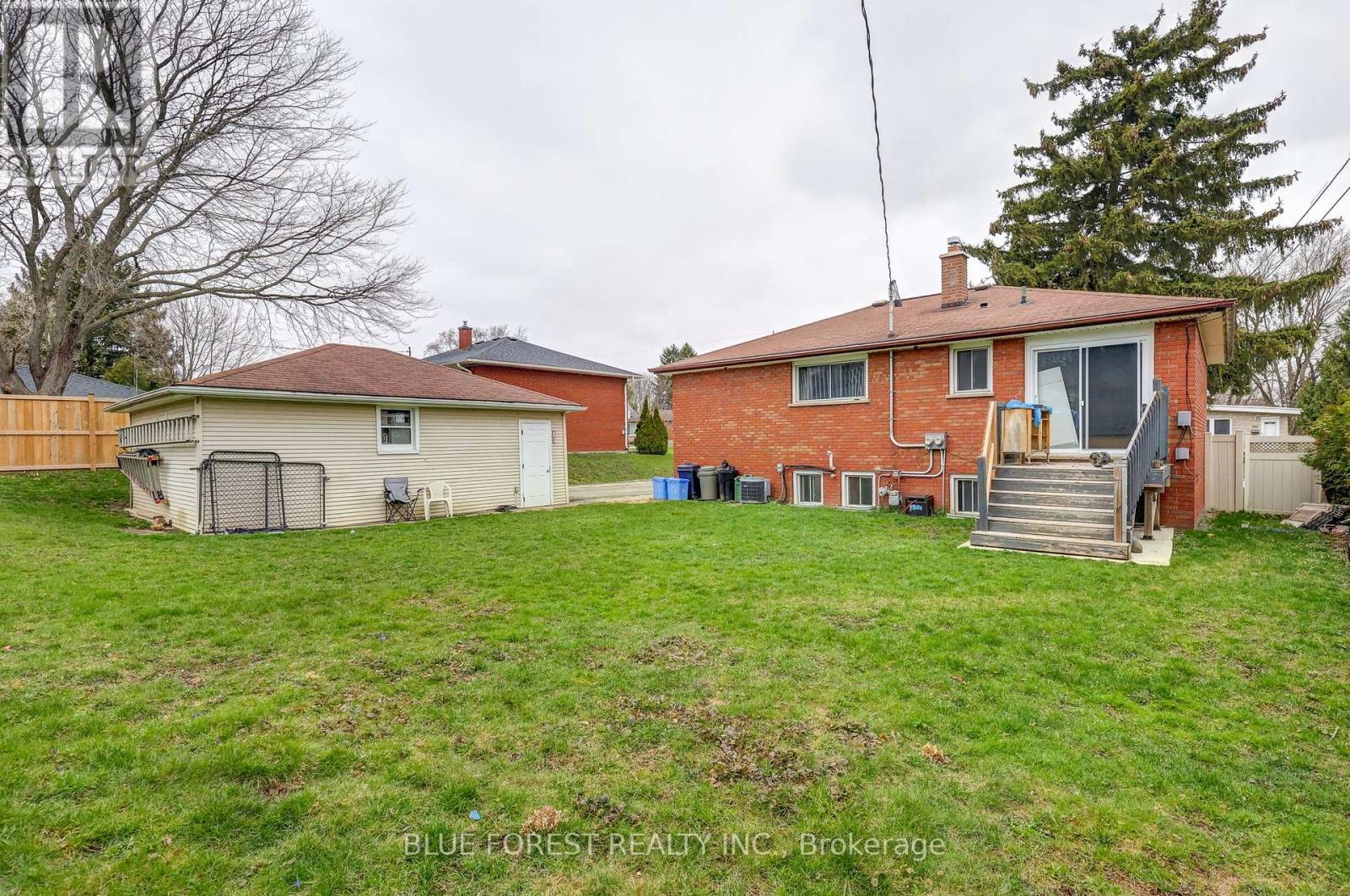 375 Dieppe Street, London South, Ontario  N5Z 3A7 - Photo 36 - X12090292