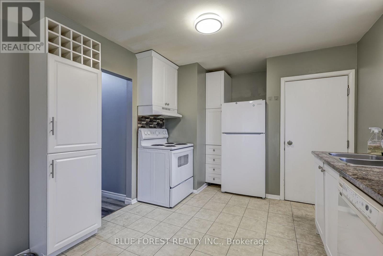 375 Dieppe Street, London South, Ontario  N5Z 3A7 - Photo 7 - X12090292