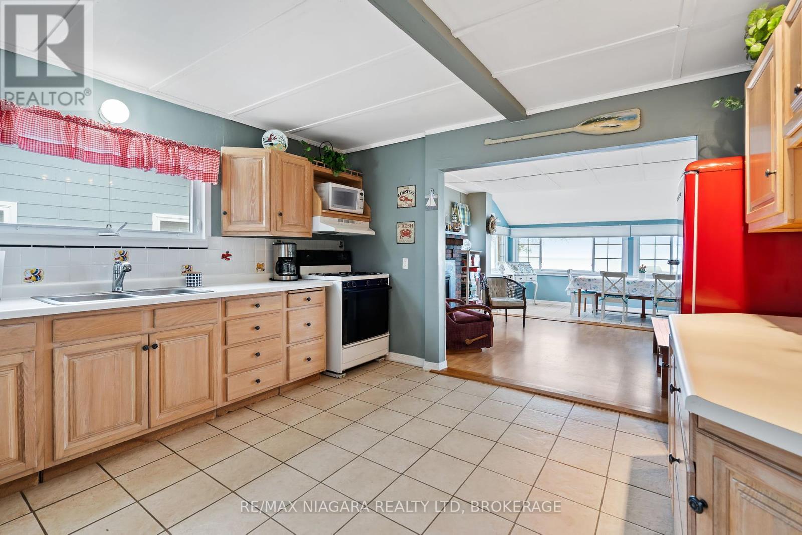 12883 Old Lakeshore Road W, Wainfleet, Ontario  L0S 1V0 - Photo 13 - X12089930
