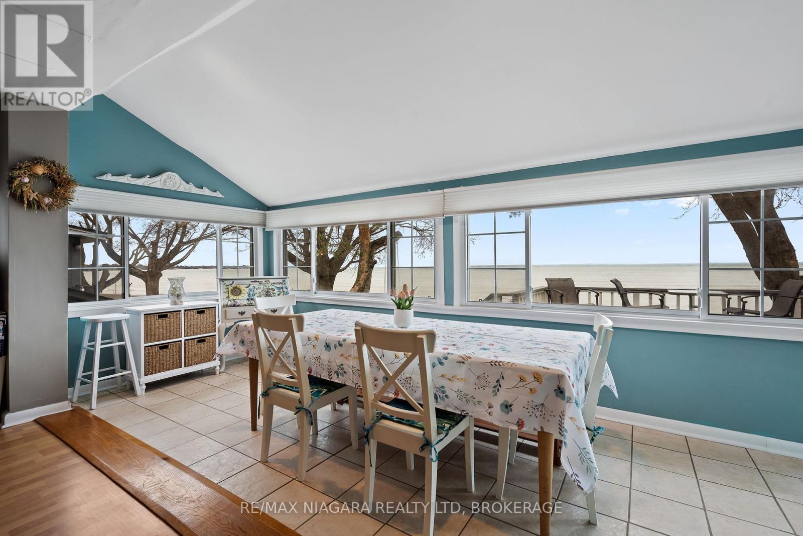 12883 Old Lakeshore Road W, Wainfleet, Ontario  L0S 1V0 - Photo 19 - X12089930