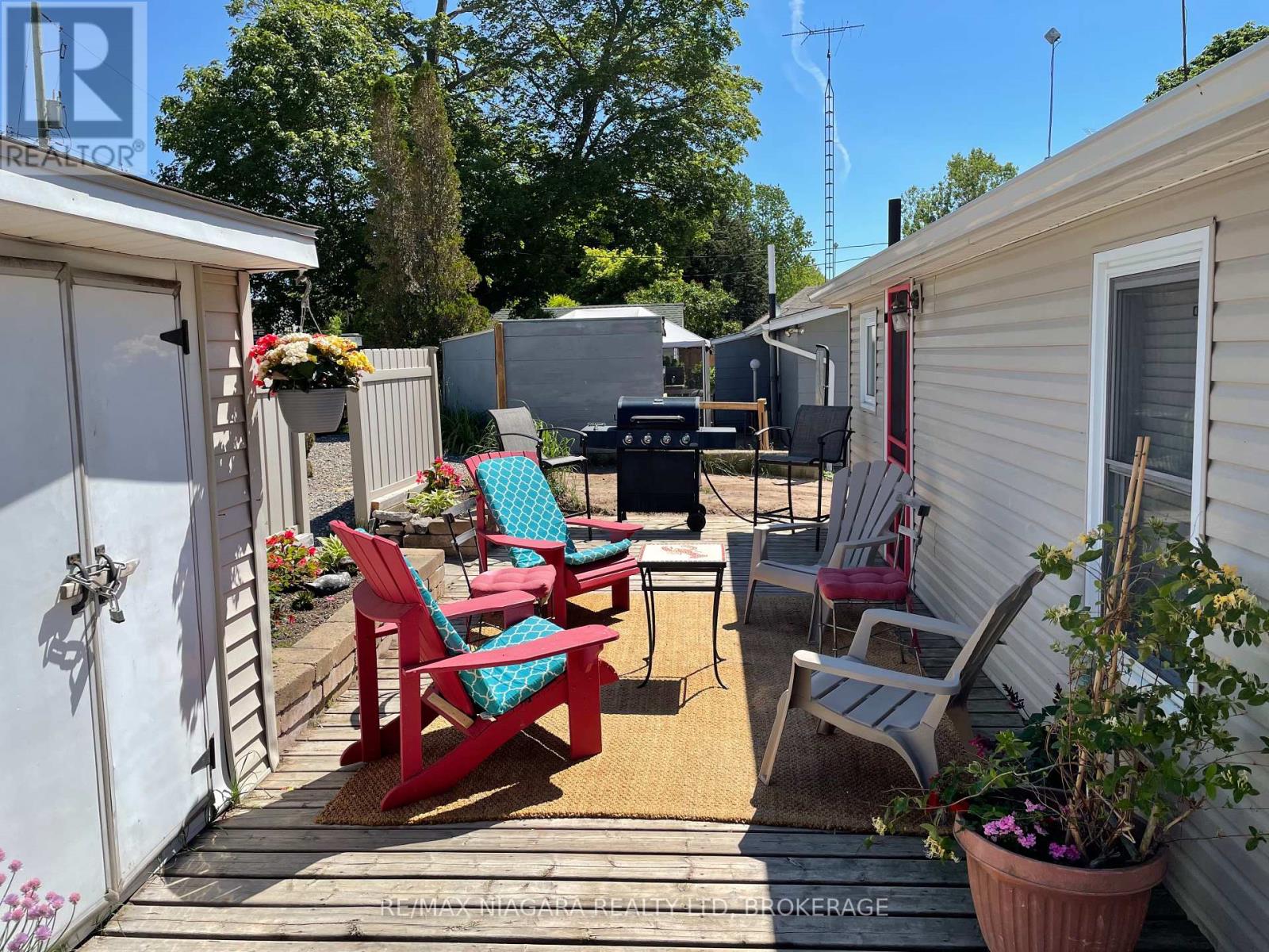 12883 Old Lakeshore Road W, Wainfleet, Ontario  L0S 1V0 - Photo 6 - X12089930