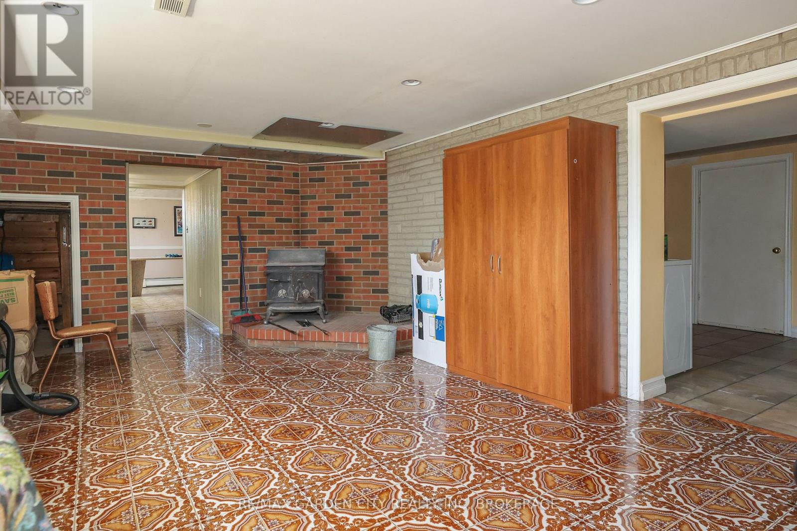 21 Scott Street E, Niagara-On-The-Lake, Ontario  L0S 1J0 - Photo 24 - X12090406