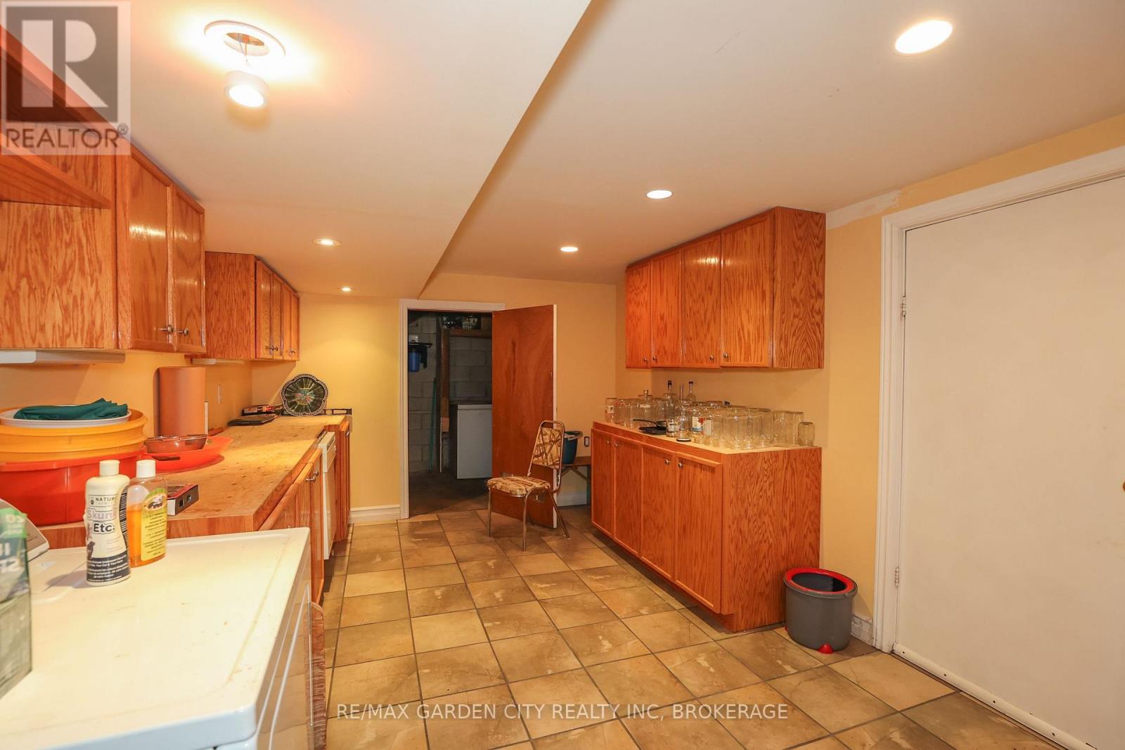 21 Scott Street E, Niagara-On-The-Lake, Ontario  L0S 1J0 - Photo 31 - X12090406