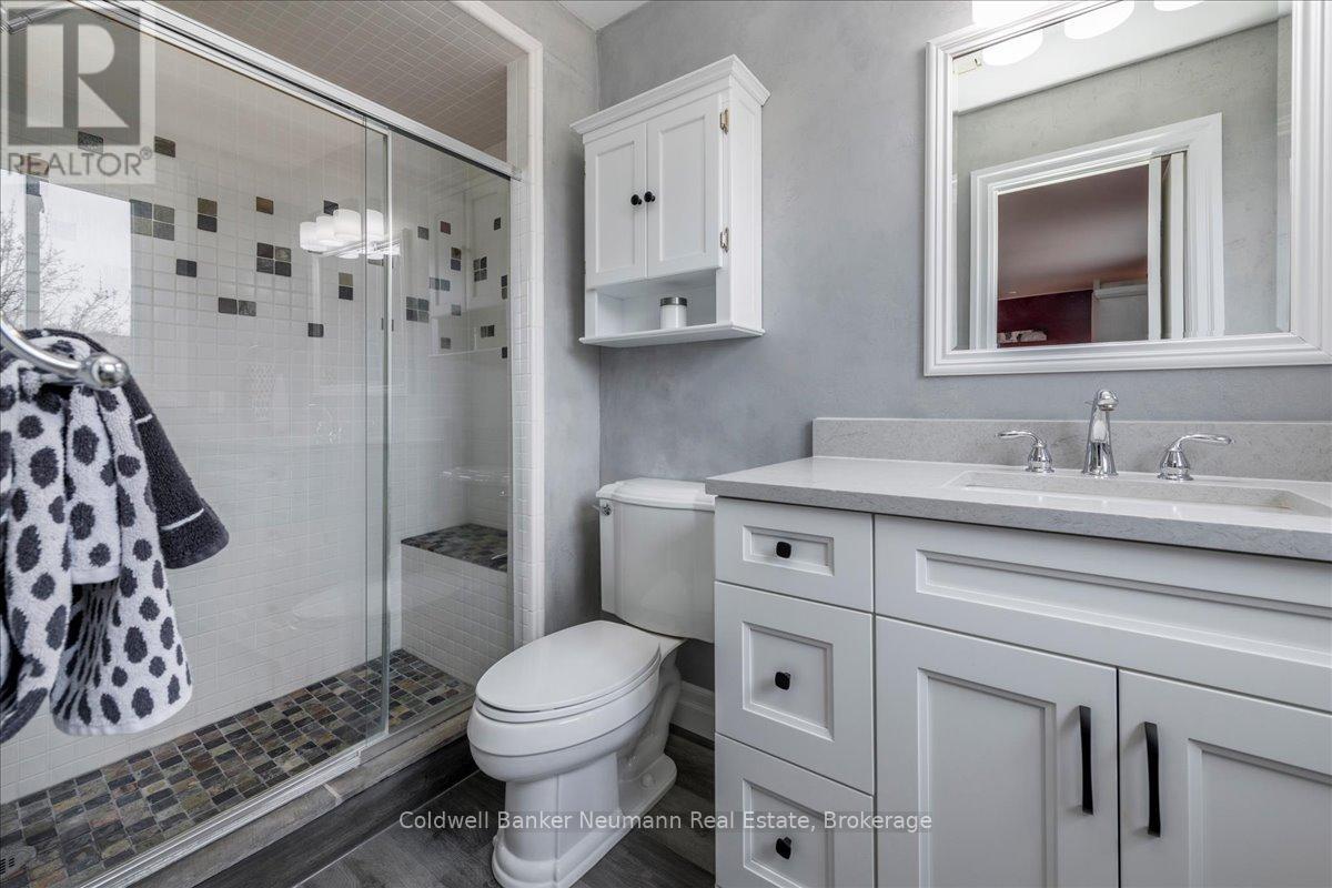 77 Imperial Crescent, Bradford West Gwillimbury, Ontario  L3Z 2N5 - Photo 21 - N12089507