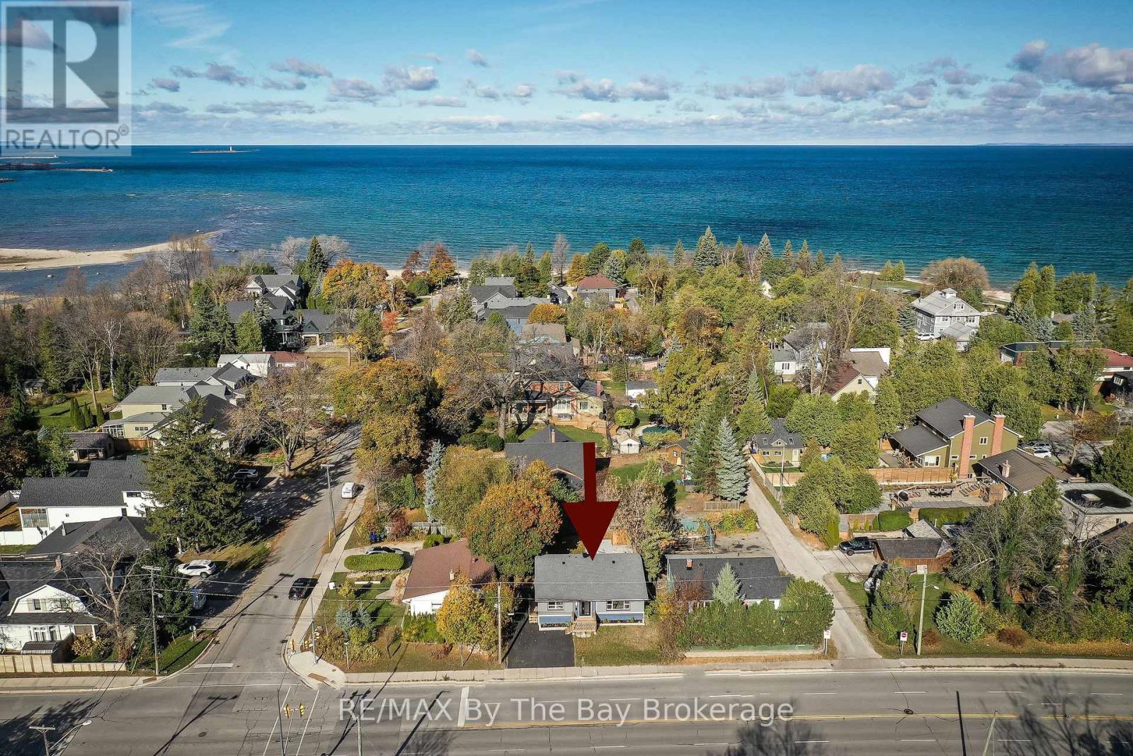 Property at 85 HURON STREET image 1