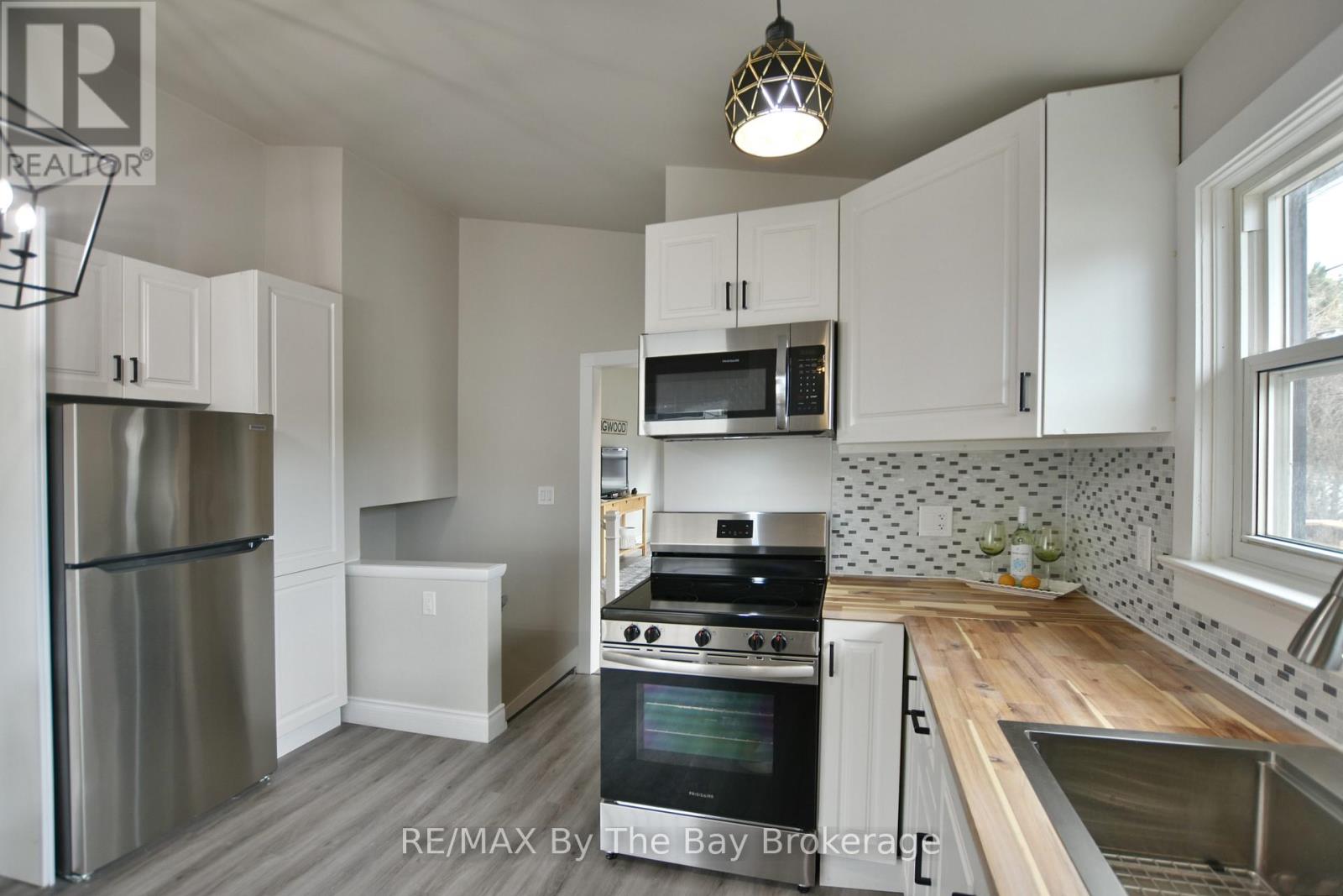 85 Huron Street, Collingwood, Ontario  L9Y 1C7 - Photo 12 - S12089443