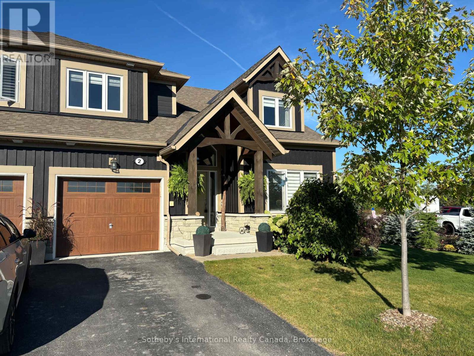 2 Carpenter Street, Collingwood, Ontario  L9Y 0Z5 - Photo 1 - S12089578