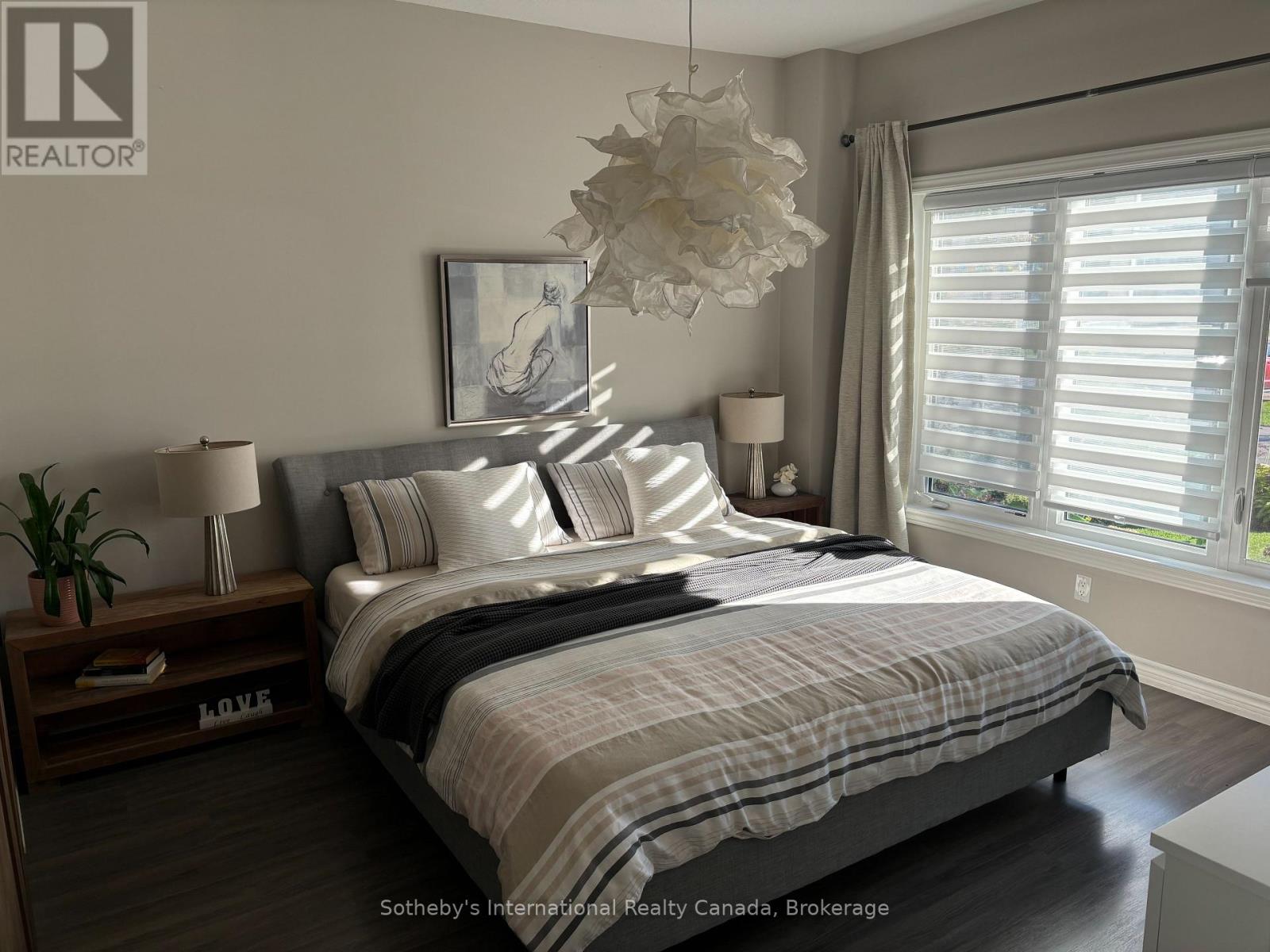 2 Carpenter Street, Collingwood, Ontario  L9Y 0Z5 - Photo 4 - S12089578