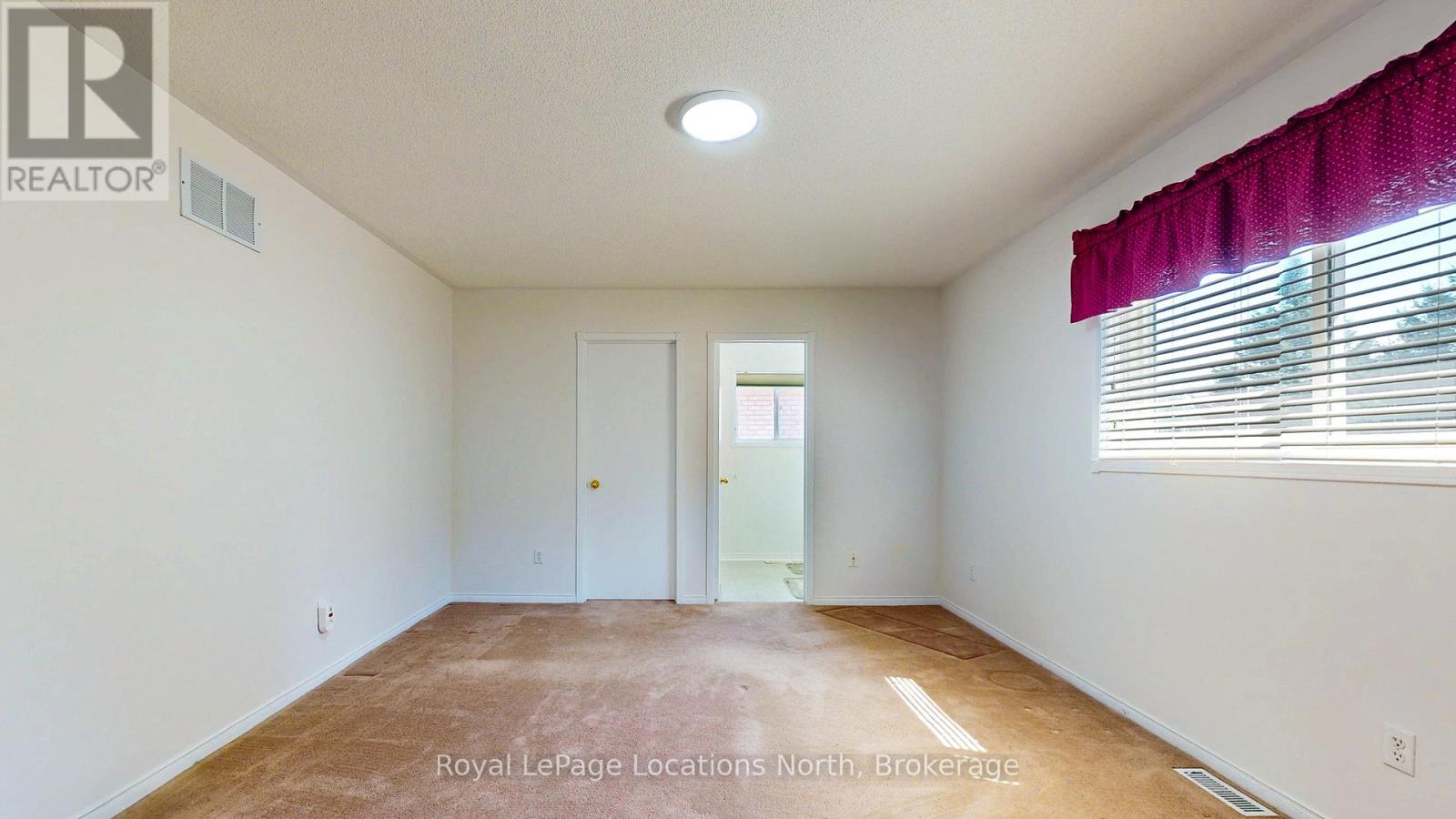 21 Briarwood Place, Wasaga Beach, Ontario  L9Z 2N9 - Photo 16 - S12089770