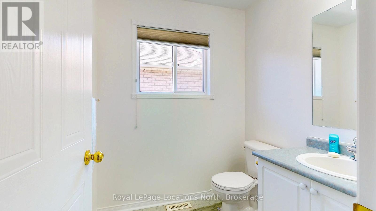 21 Briarwood Place, Wasaga Beach, Ontario  L9Z 2N9 - Photo 19 - S12089770