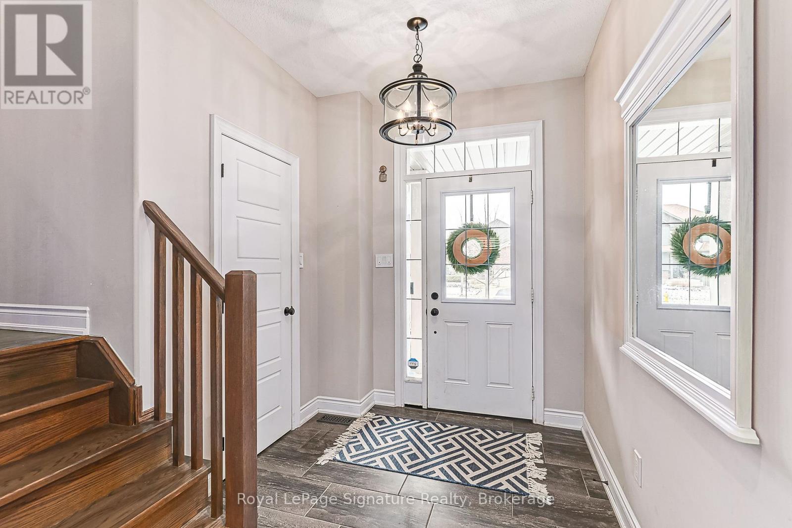 38 Garbutt Crescent, Collingwood, Ontario  L9Y 0H6 - Photo 4 - S12089791