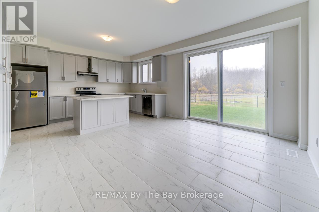 20 Rosanne Circle, Wasaga Beach, Ontario  L9Z 0N8 - Photo 10 - S12089797