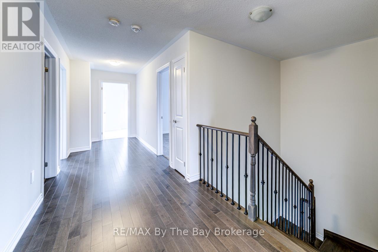 20 Rosanne Circle, Wasaga Beach, Ontario  L9Z 0N8 - Photo 22 - S12089797