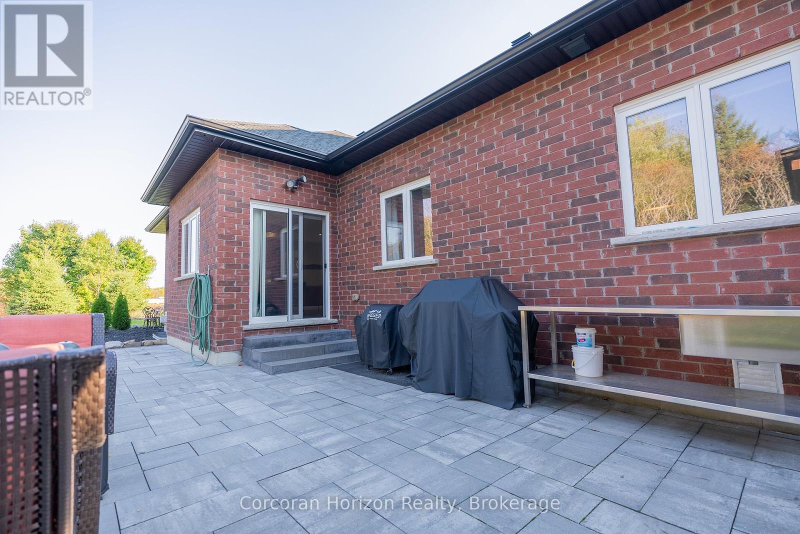 12 Reids Ridge, Oro-Medonte, Ontario  L0K 1N0 - Photo 4 - S12089825