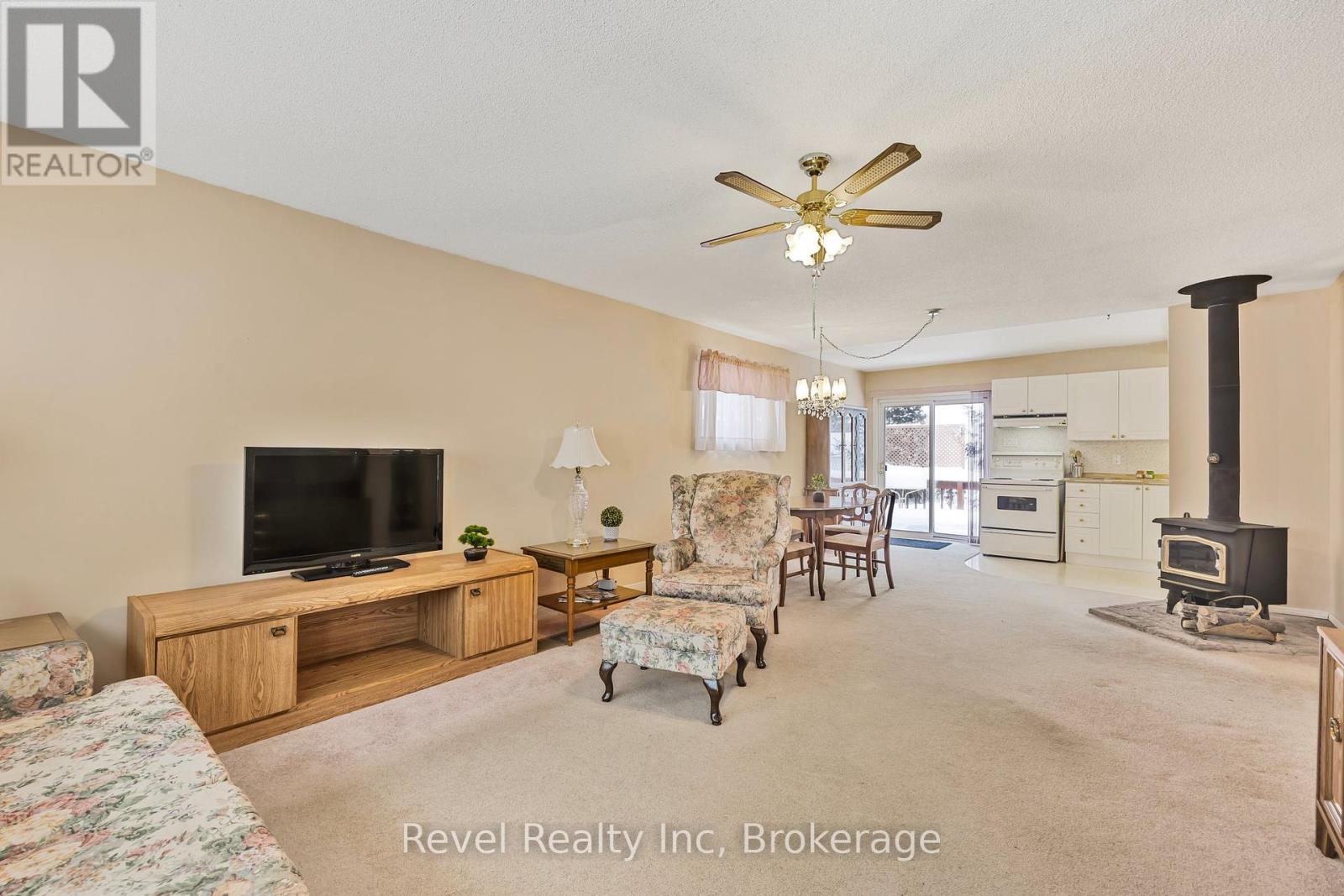 44 69th Street N, Wasaga Beach, Ontario  L9Z 1T9 - Photo 10 - S12089958