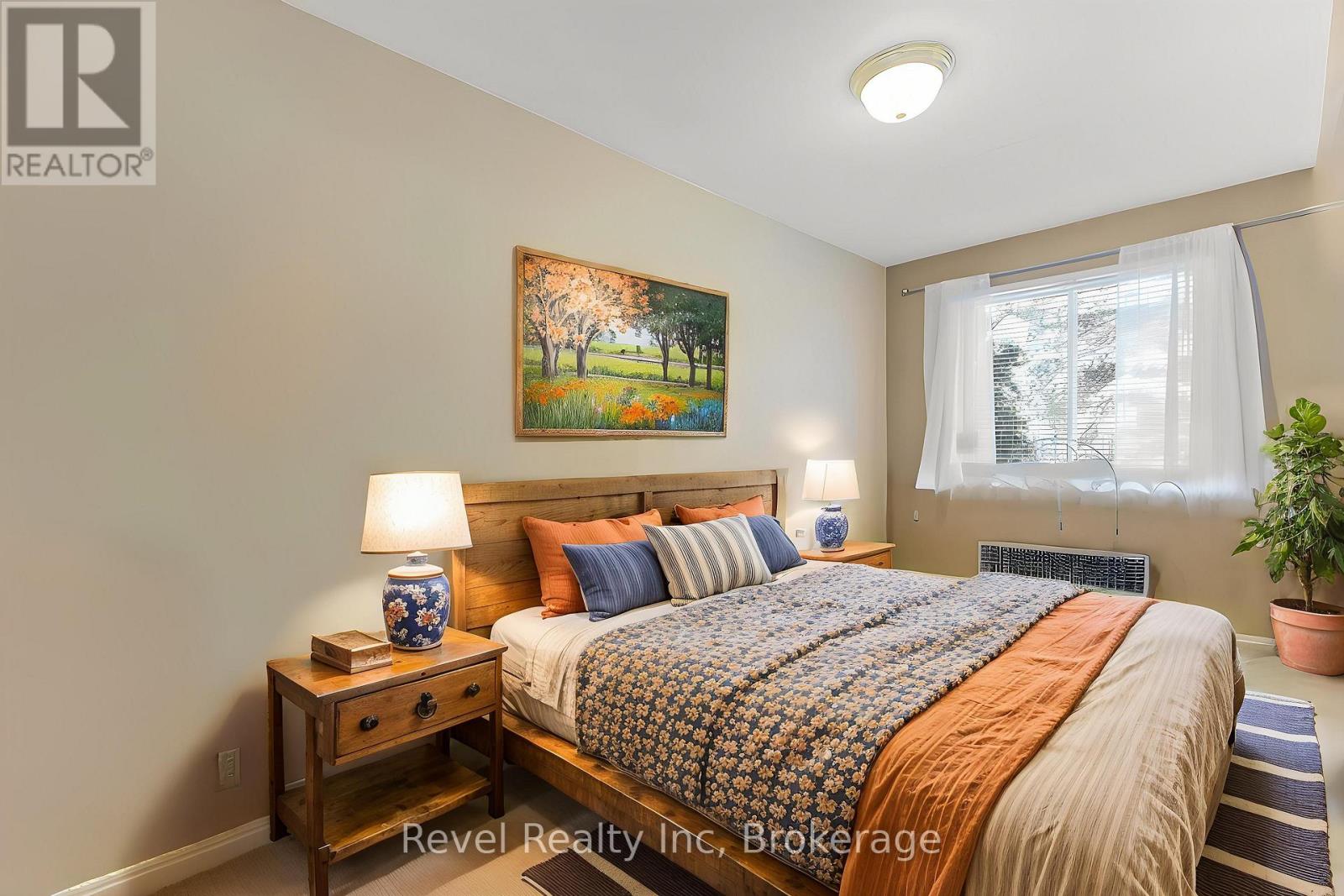 44 69th Street N, Wasaga Beach, Ontario  L9Z 1T9 - Photo 5 - S12089958