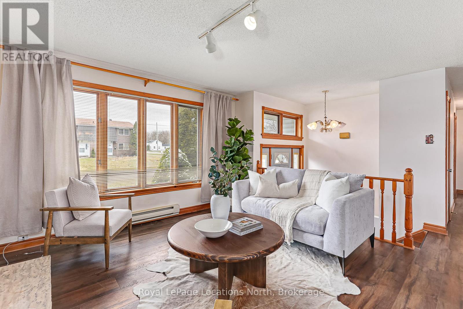 211 Seventh Street, Collingwood, Ontario  L9Y 4R4 - Photo 5 - S12090008