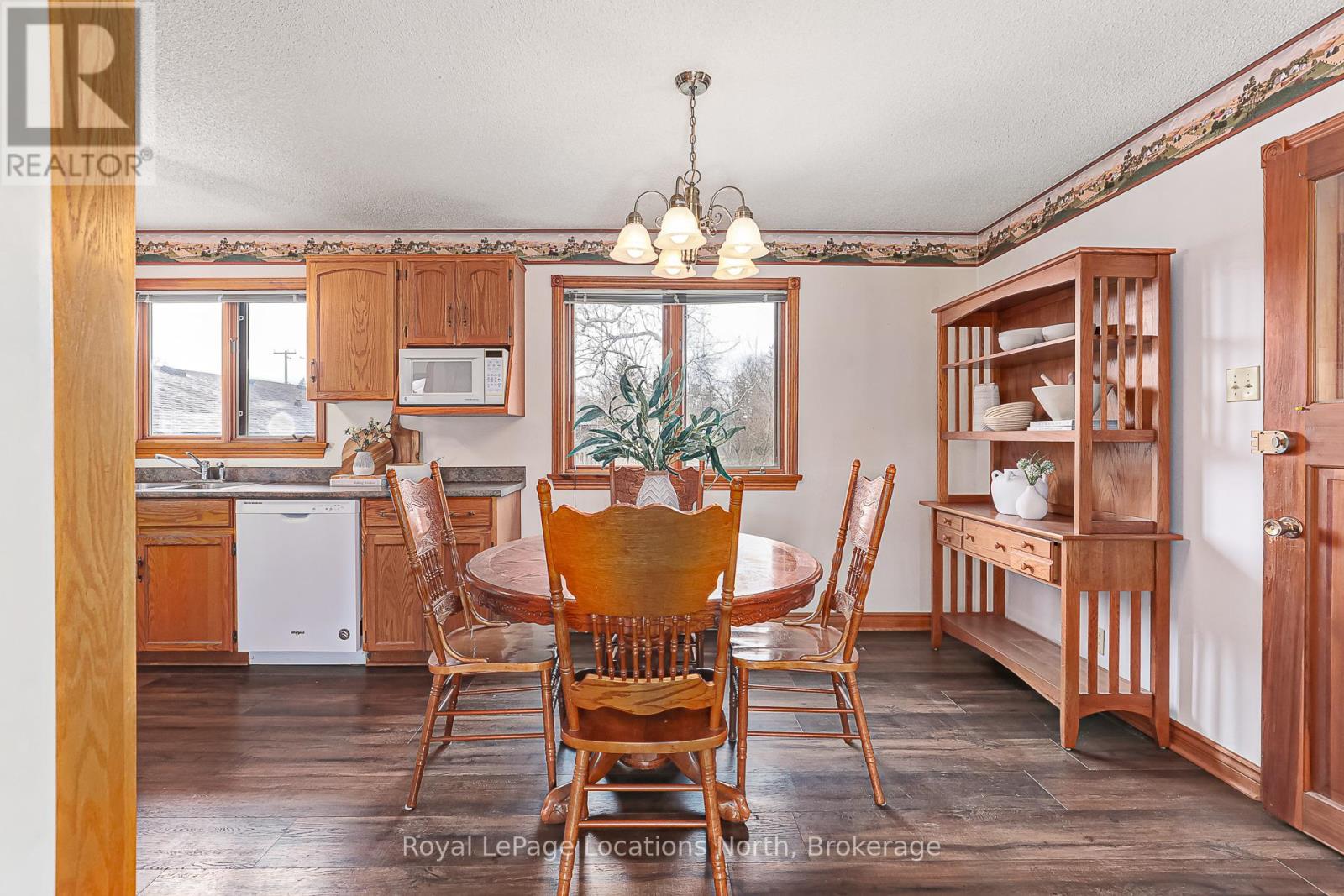211 Seventh Street, Collingwood, Ontario  L9Y 4R4 - Photo 7 - S12090008