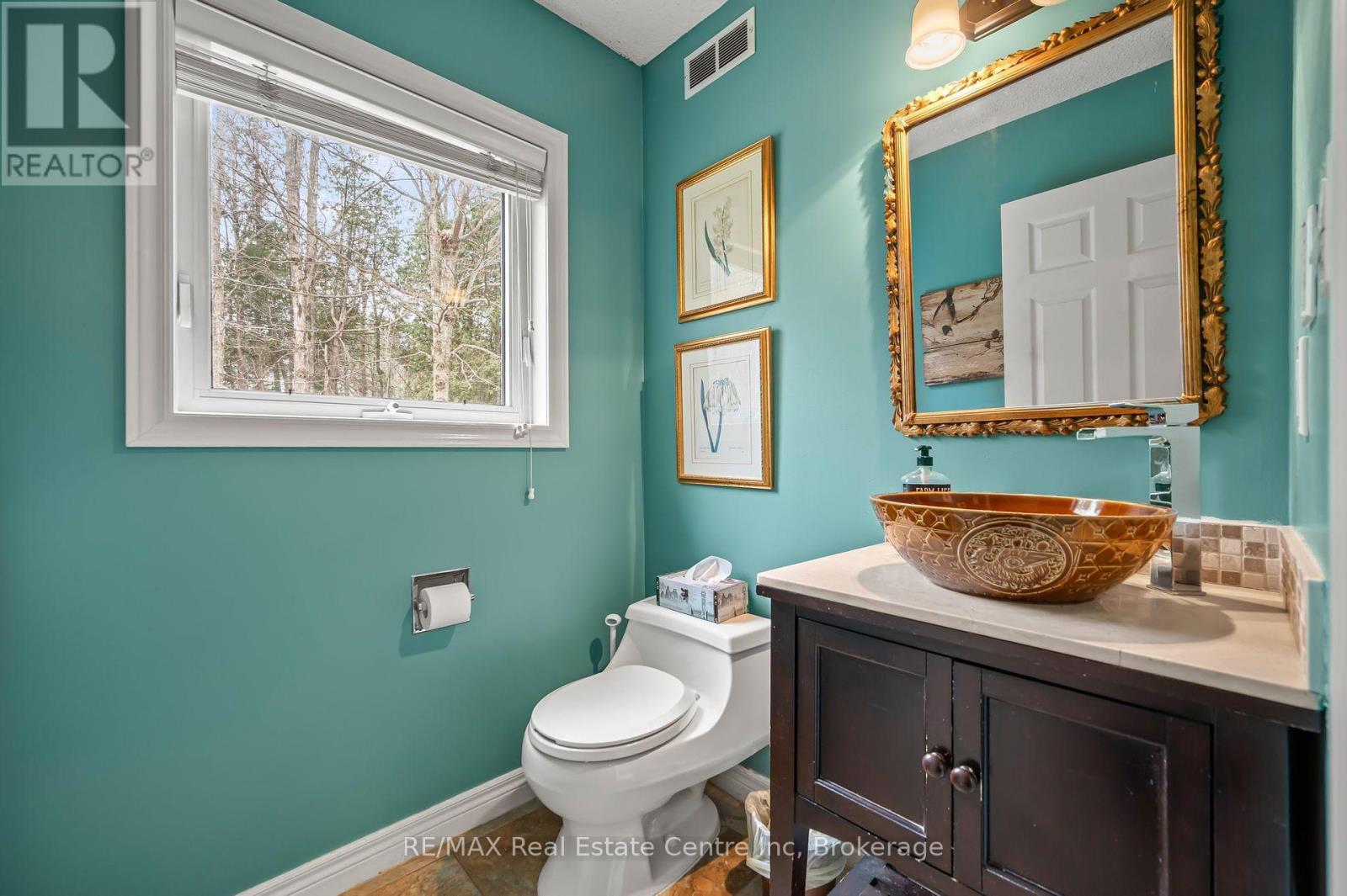 5120 Pineridge Drive, Milton, Ontario  L7J 2L7 - Photo 16 - W12090225