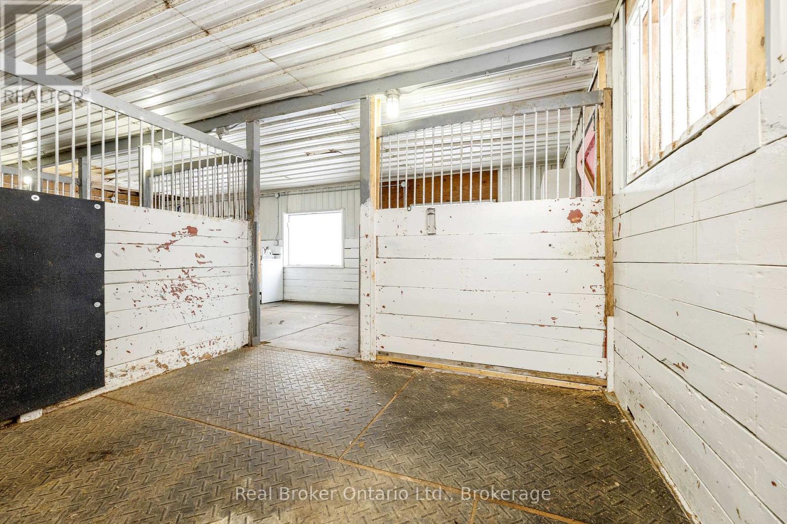 9408 17th Side Road, Erin, Ontario  N0B 1Z0 - Photo 13 - X12089560