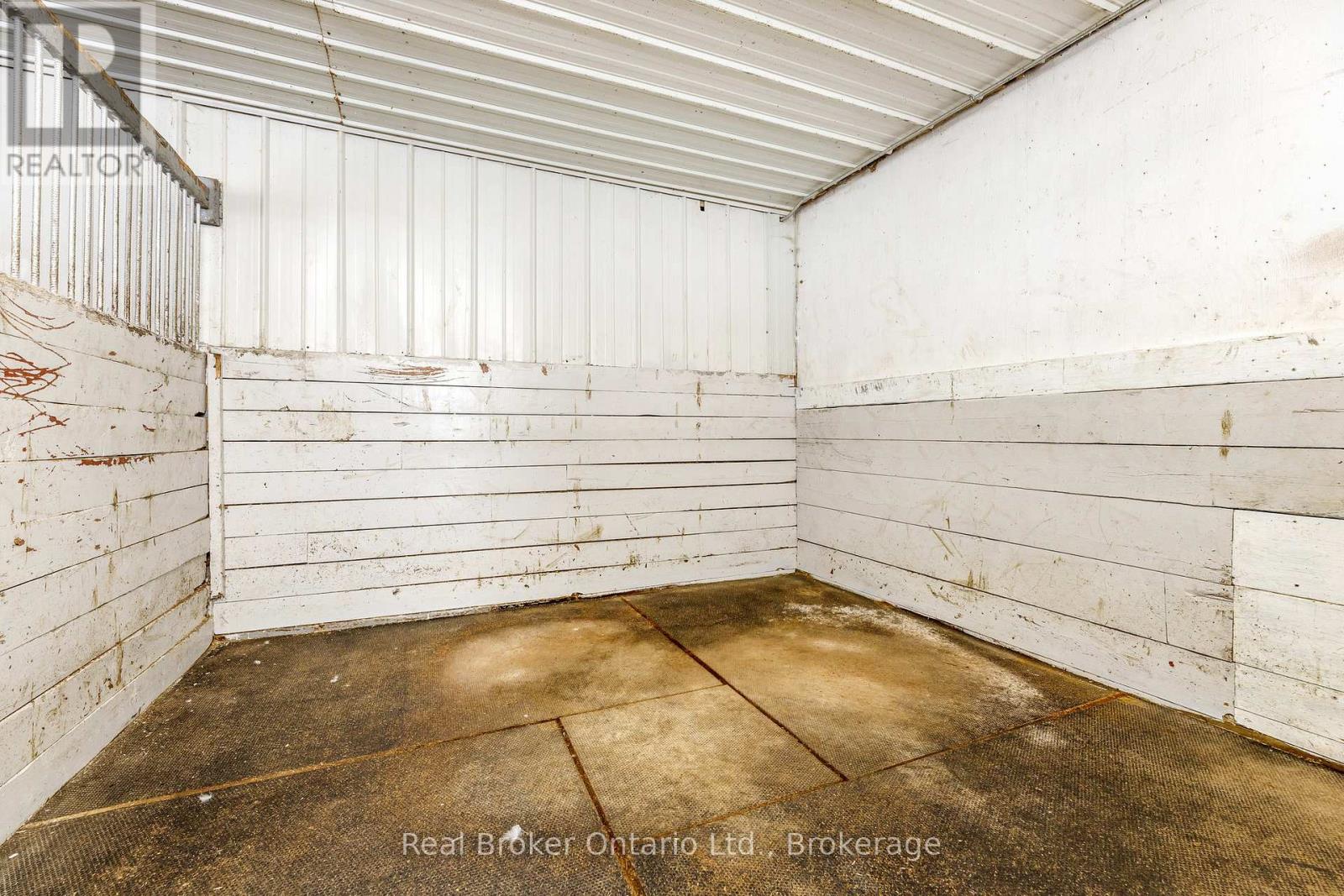 9408 17th Side Road, Erin, Ontario  N0B 1Z0 - Photo 15 - X12089560