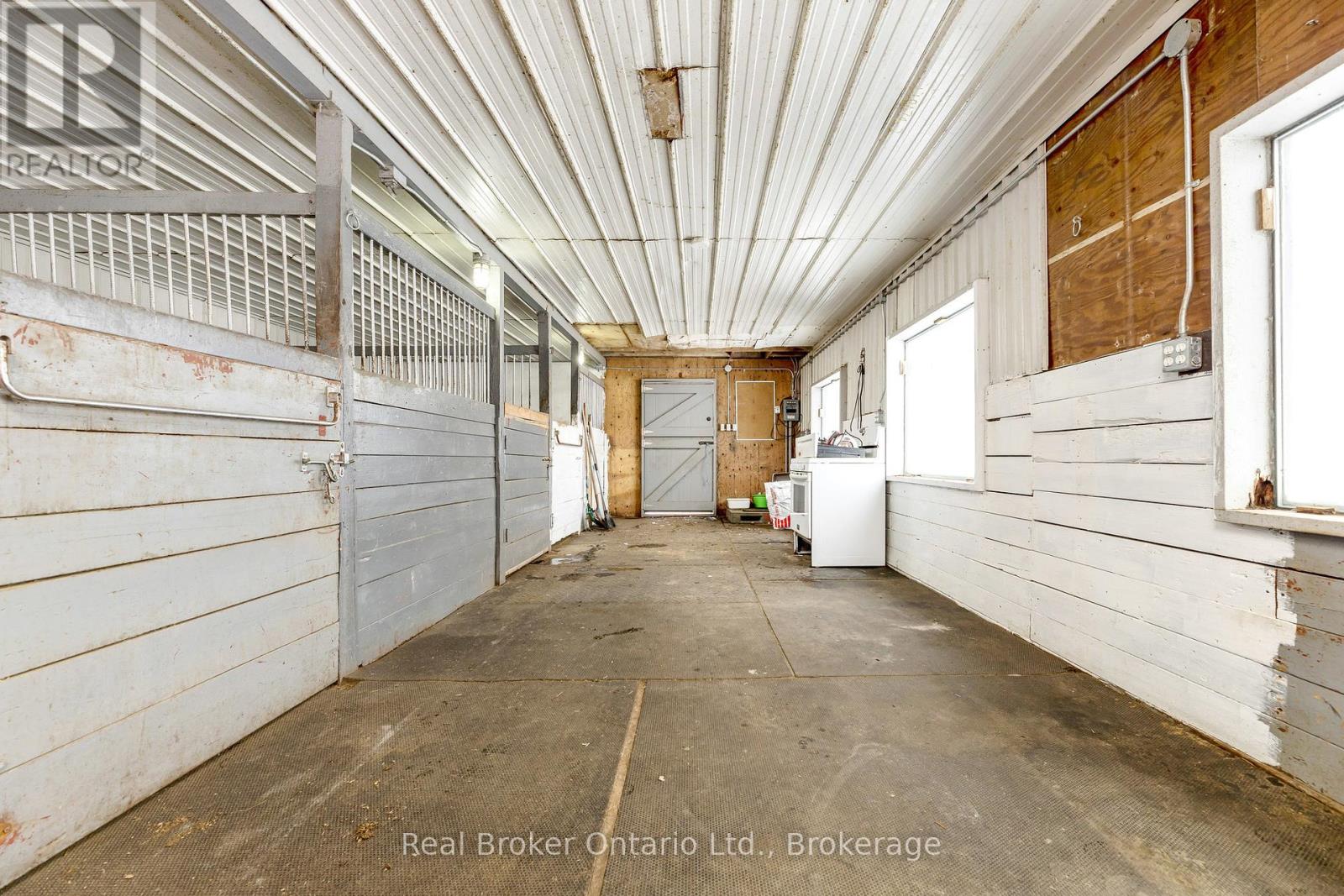 9408 17th Side Road, Erin, Ontario  N0B 1Z0 - Photo 16 - X12089560