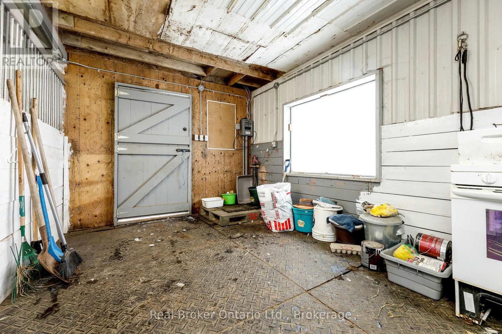 9408 17th Side Road, Erin, Ontario  N0B 1Z0 - Photo 18 - X12089560