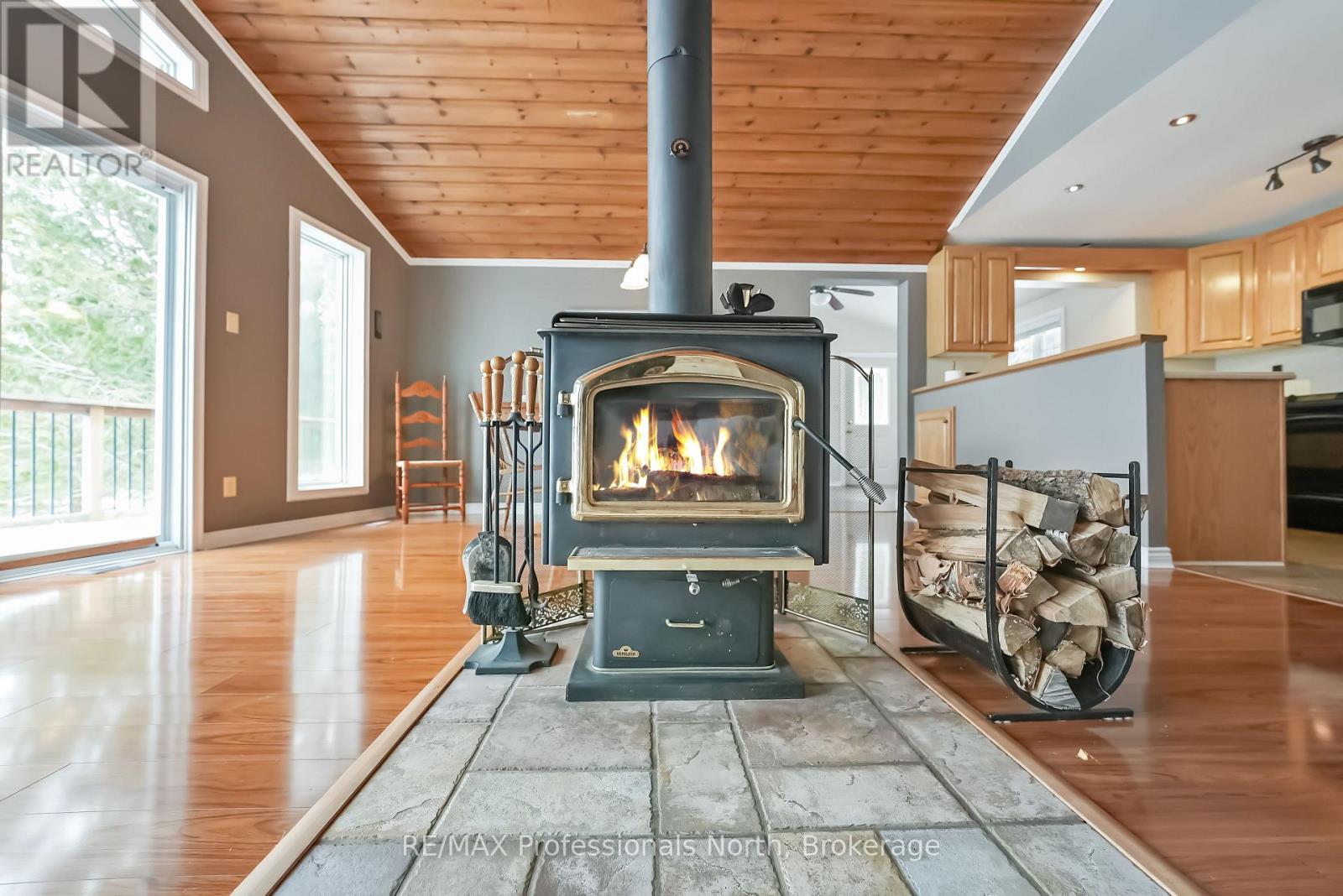 1394 Kushog Lake Road, Algonquin Highlands, Ontario  K0M 1S0 - Photo 19 - X12089749