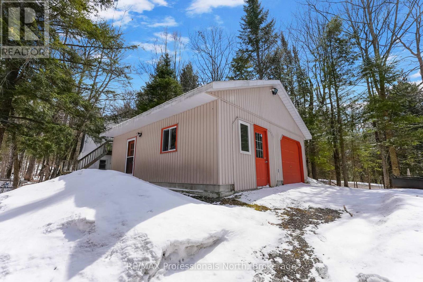1394 Kushog Lake Road, Algonquin Highlands, Ontario  K0M 1S0 - Photo 36 - X12089749