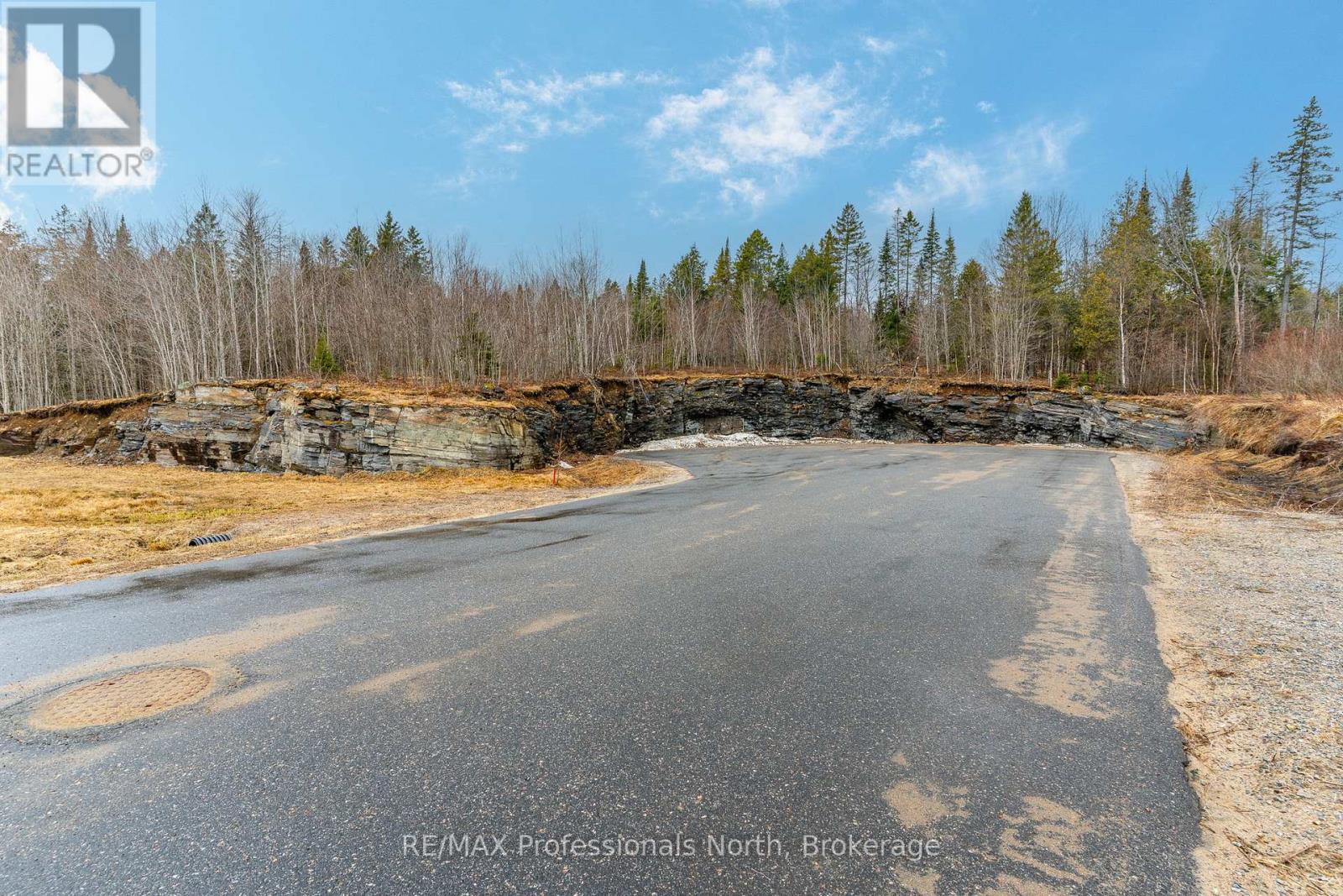 66 Windover Drive, Minden Hills, Ontario  K0M 2K0 - Photo 14 - X12089765