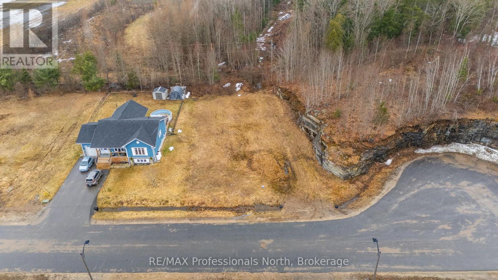 66 Windover Drive, Minden Hills, Ontario  K0M 2K0 - Photo 15 - X12089765