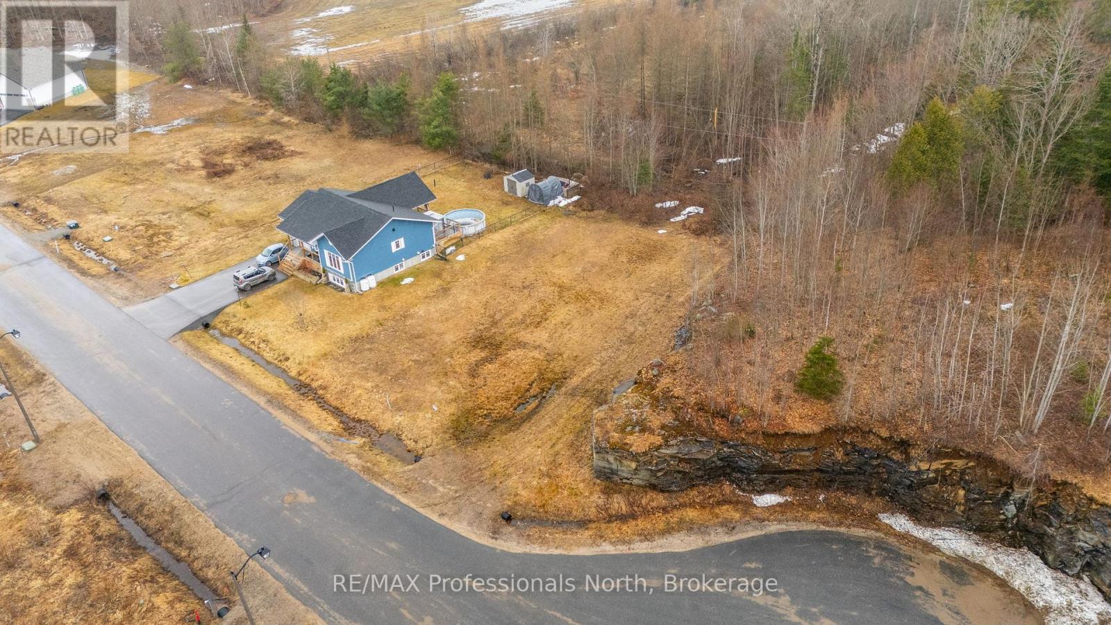 66 Windover Drive, Minden Hills, Ontario  K0M 2K0 - Photo 9 - X12089765