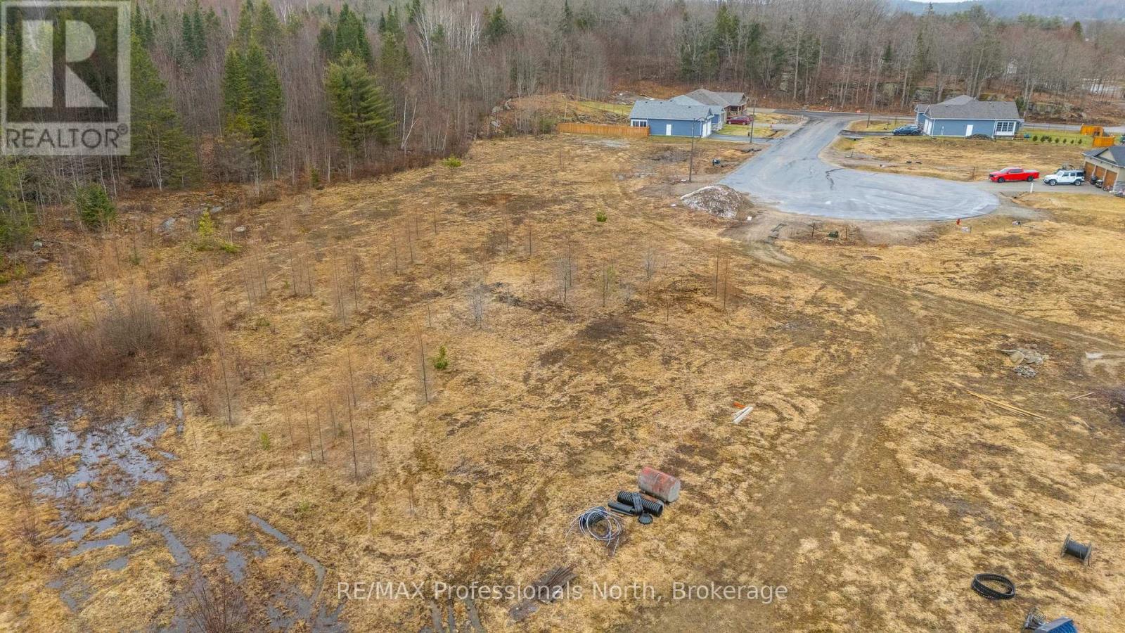 55 Kulas Court, Minden Hills, Ontario  K0M 2K0 - Photo 11 - X12089771