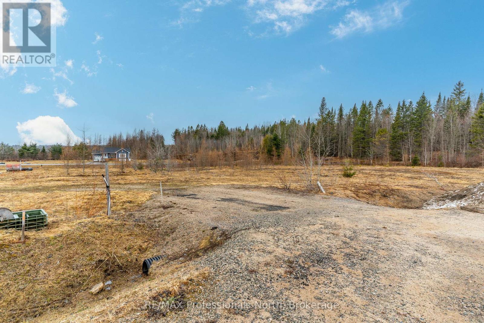 55 Kulas Court, Minden Hills, Ontario  K0M 2K0 - Photo 13 - X12089771