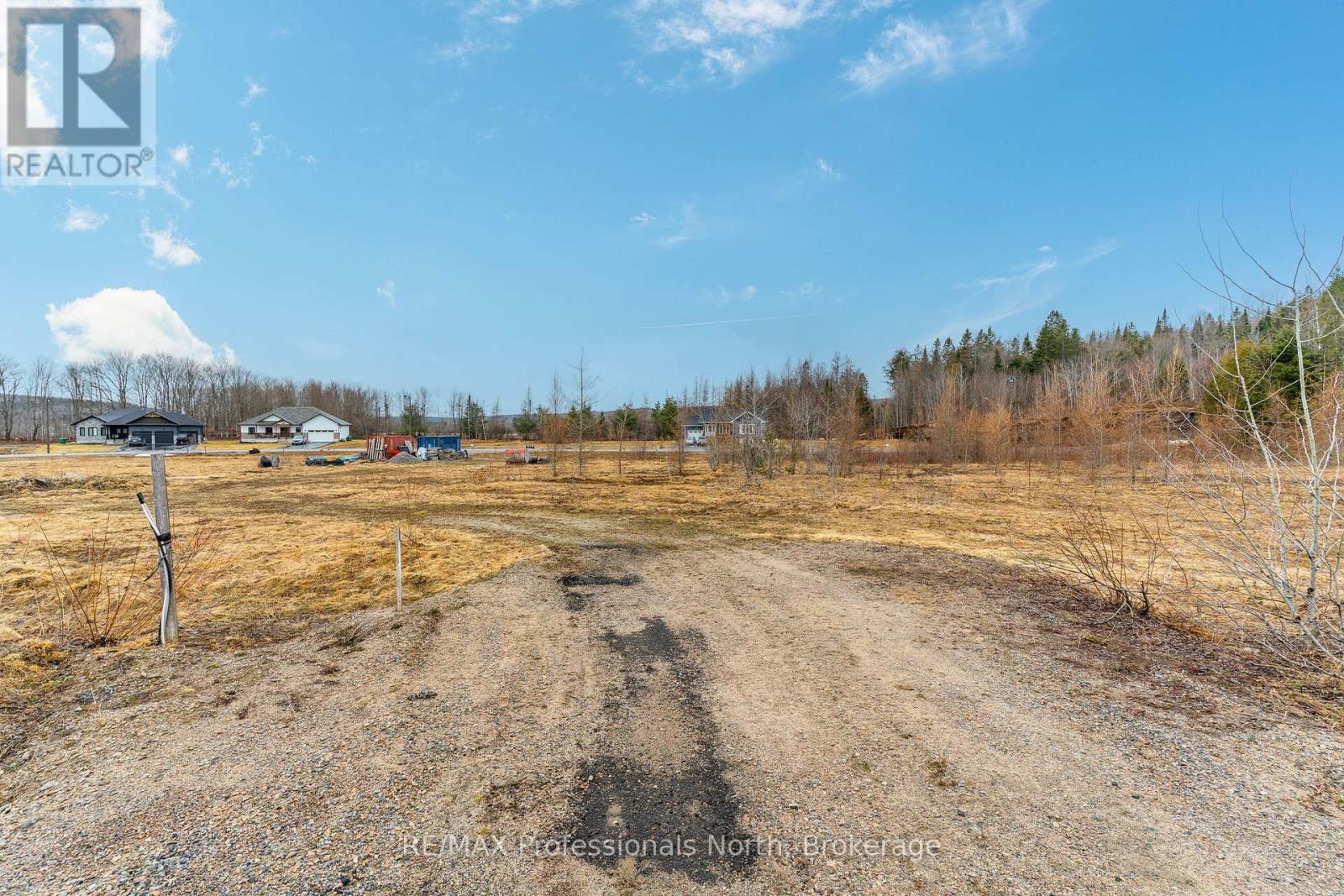 55 Kulas Court, Minden Hills, Ontario  K0M 2K0 - Photo 14 - X12089771