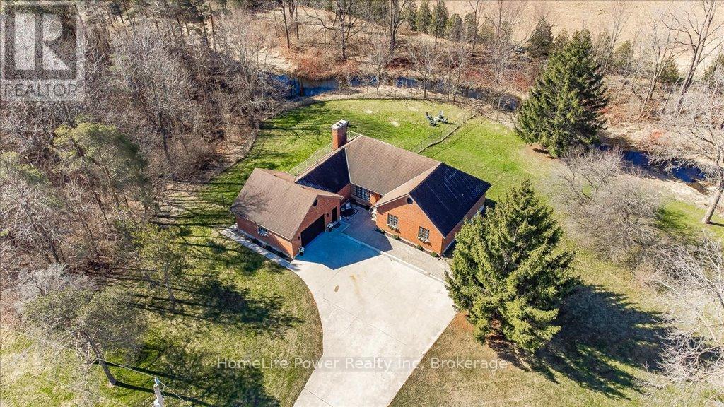 Property at 4080 VICTORIA ROAD S image 3