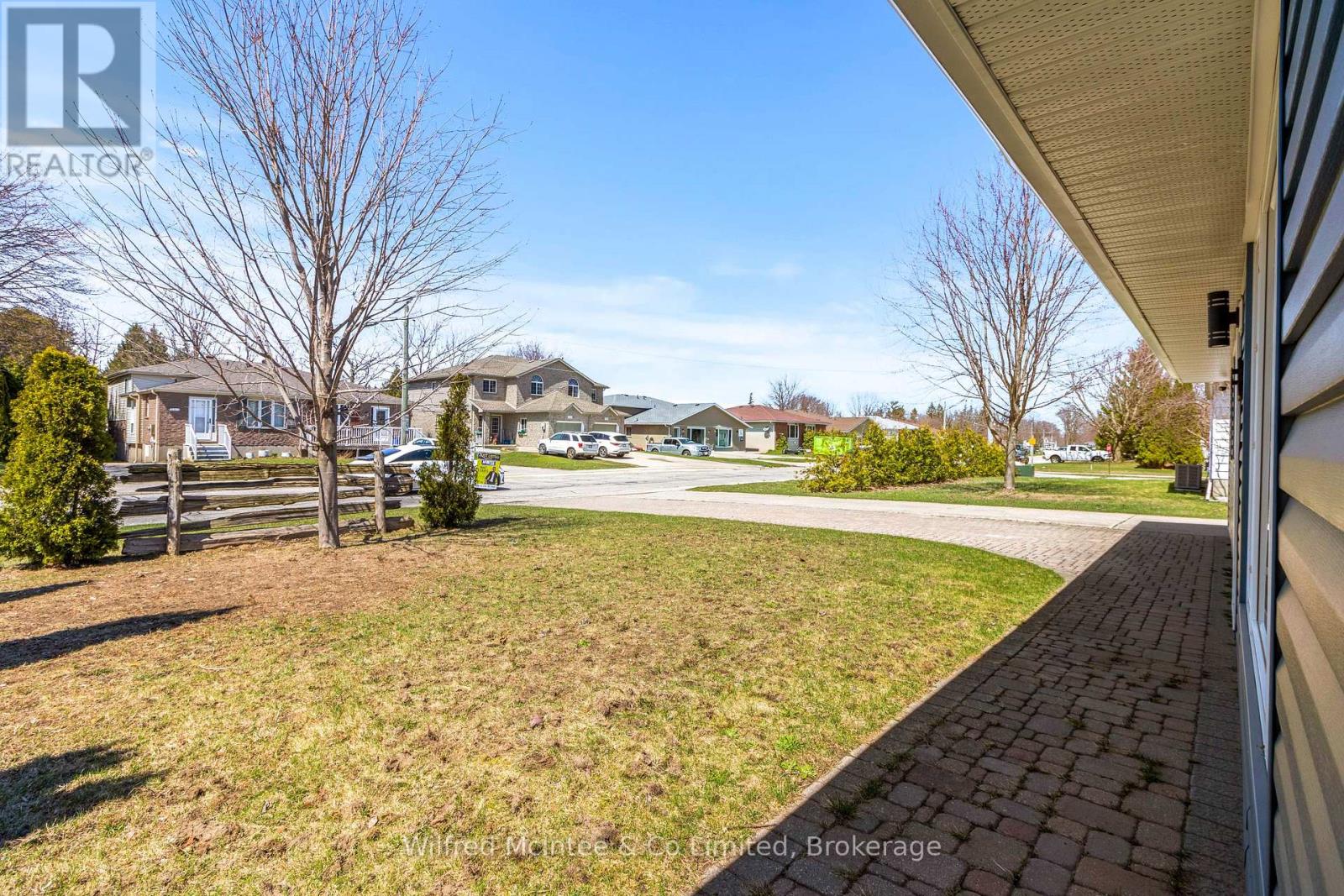 335 Bricker Street, Saugeen Shores, Ontario  N0H 2C1 - Photo 37 - X12089948