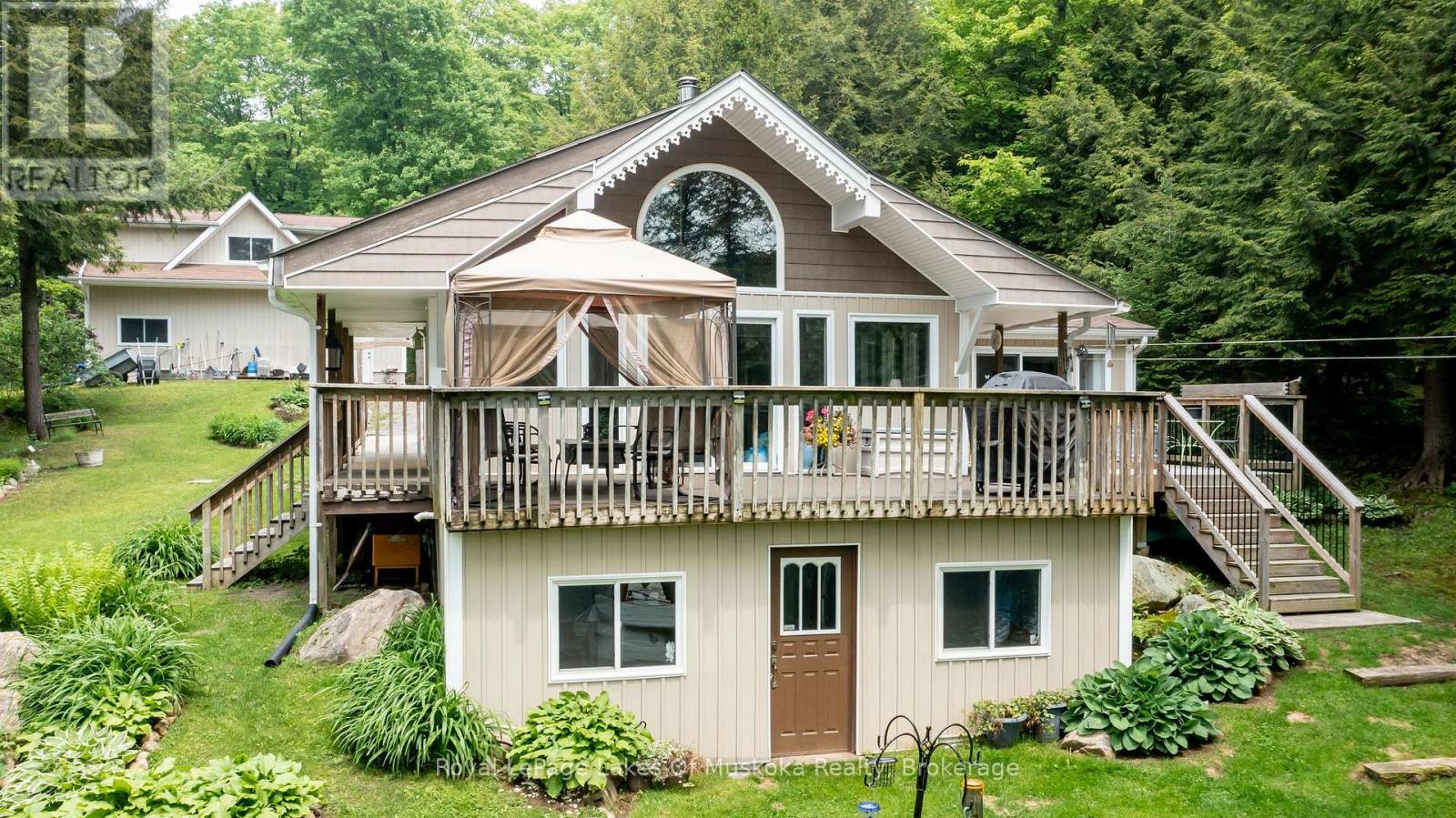 1019 Lakeshore Road N, Bracebridge (Oakley), Ontario  P1L 1X3 - Photo 14 - X12090032