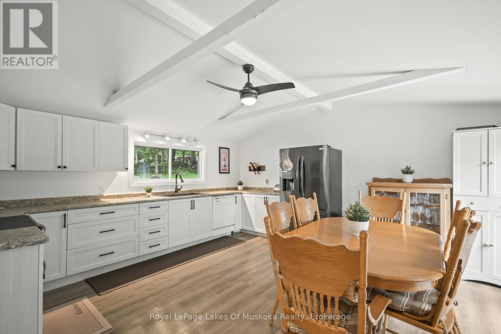 1019 Lakeshore Road N, Bracebridge (Oakley), Ontario  P1L 1X3 - Photo 18 - X12090032