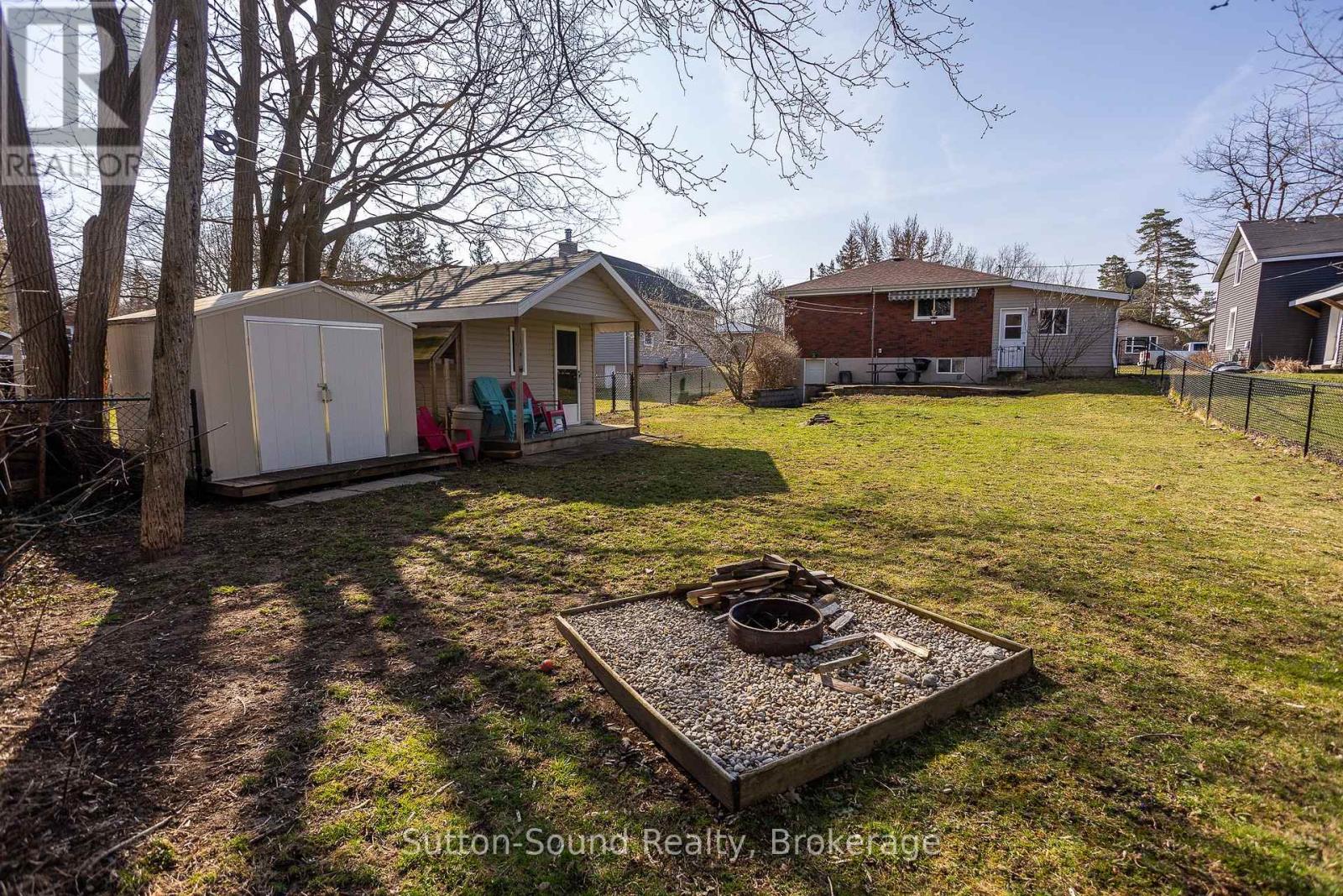 60 Mill Street, Arran-Elderslie, Ontario  N0H 2N0 - Photo 10 - X12090053