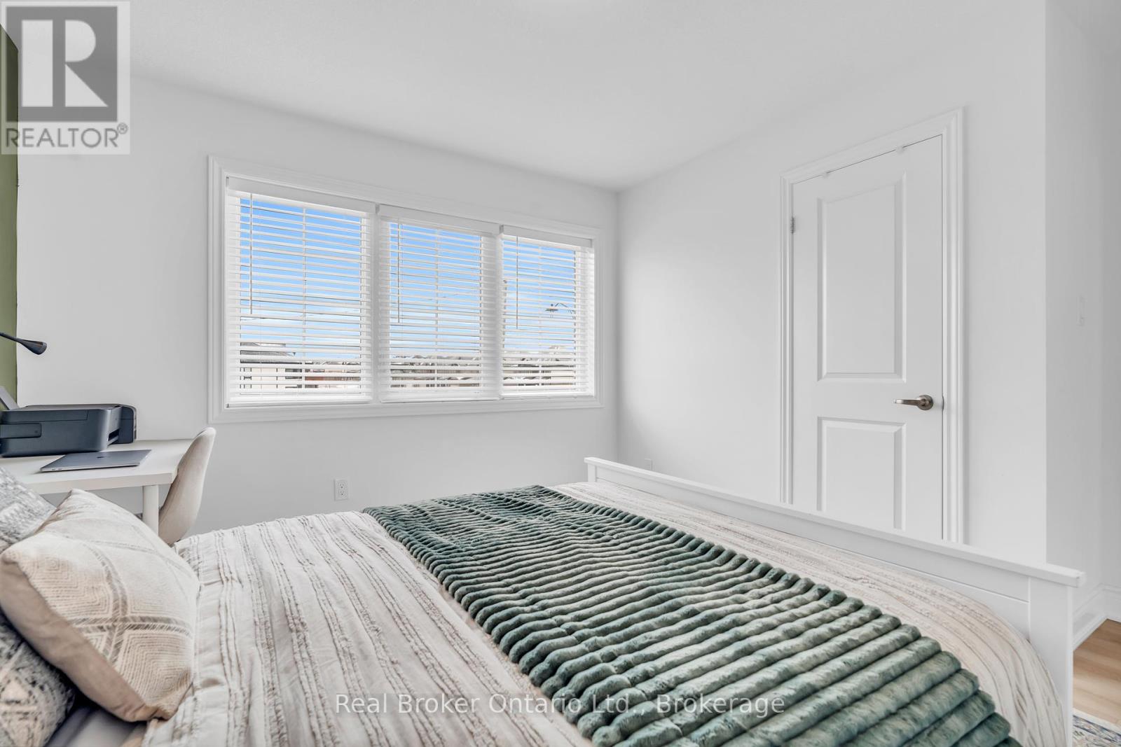 14 Venture Way, Thorold, Ontario  L2V 0G9 - Photo 27 - X12090110