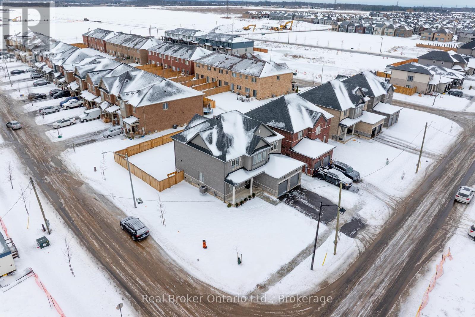 14 Venture Way, Thorold, Ontario  L2V 0G9 - Photo 39 - X12090110