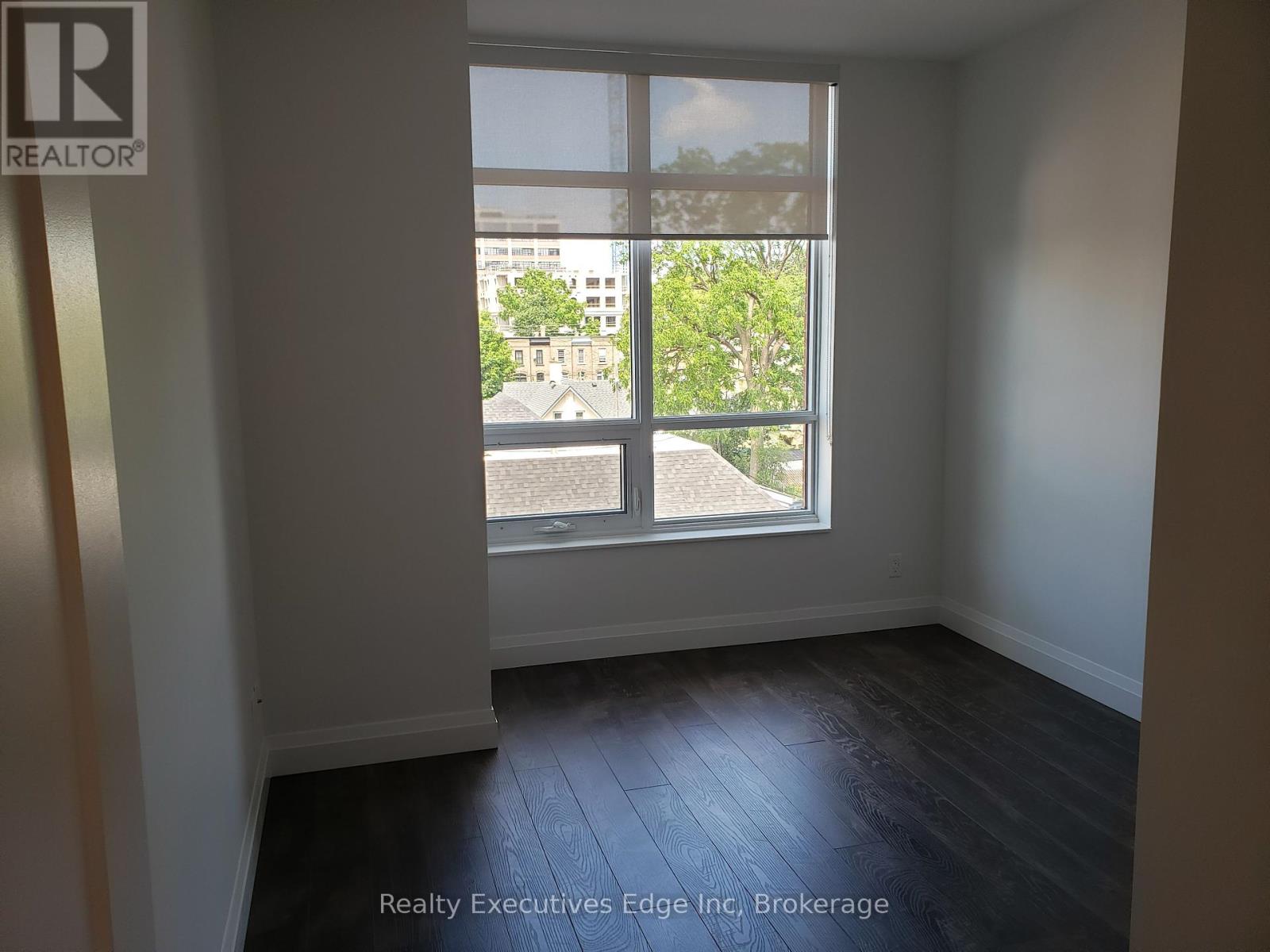 415 - 399 Queen Street S, Kitchener, Ontario  N2G 0C4 - Photo 5 - X12090251