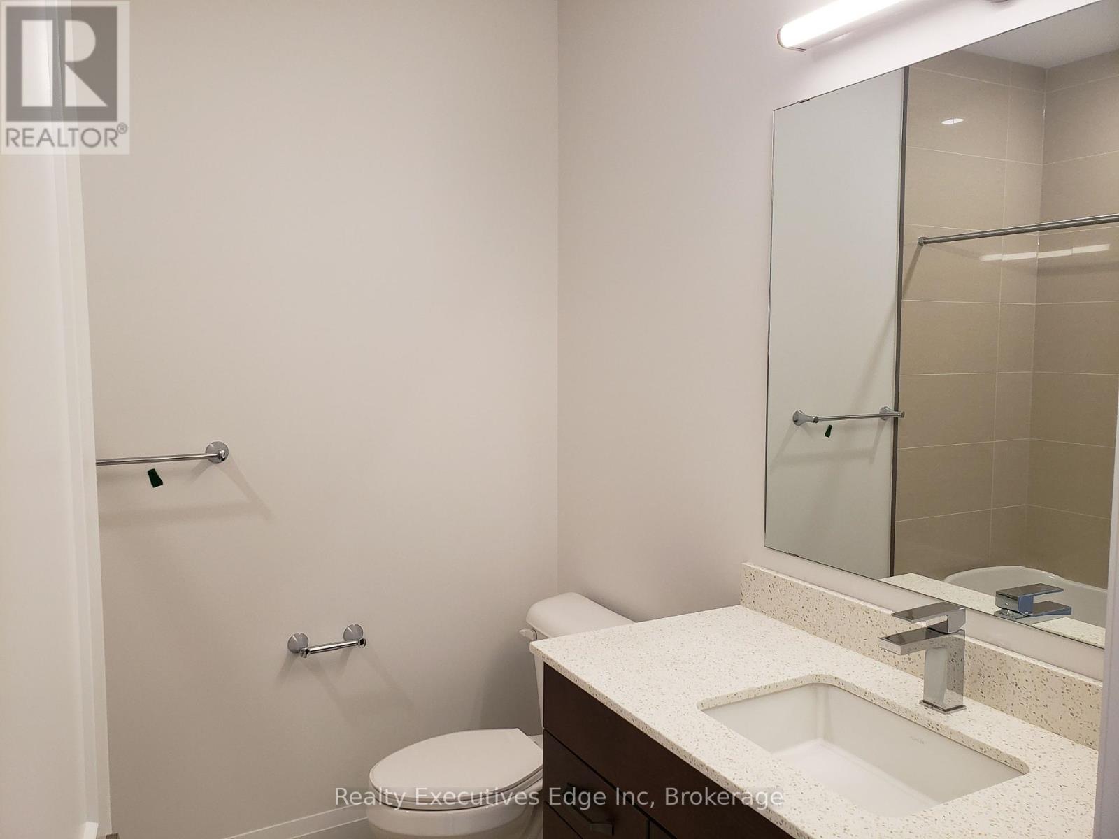 415 - 399 Queen Street S, Kitchener, Ontario  N2G 0C4 - Photo 7 - X12090251