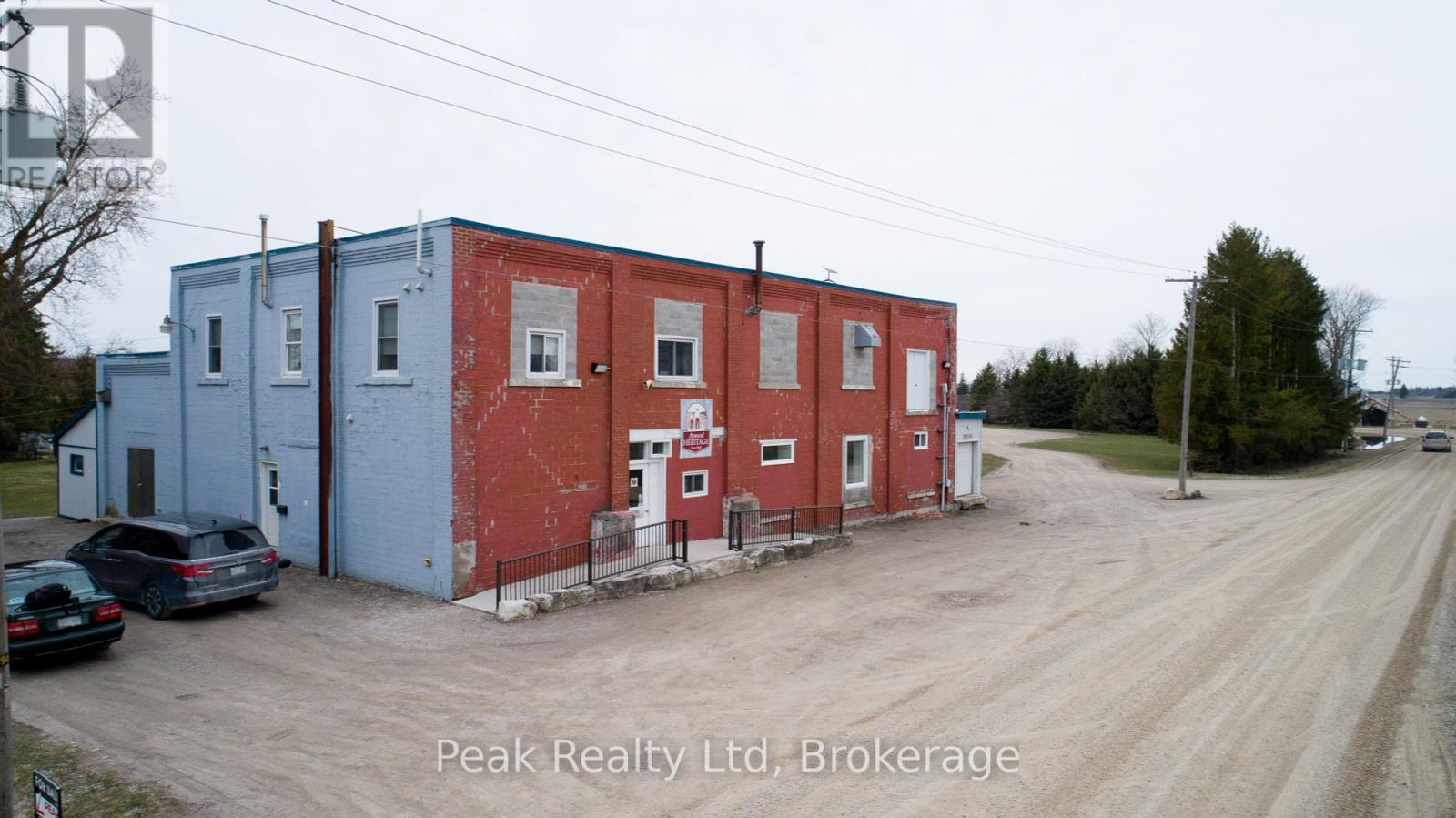 6687 Line 71 Line W, North Perth, Ontario  N0G 1B0 - Photo 15 - X12090278