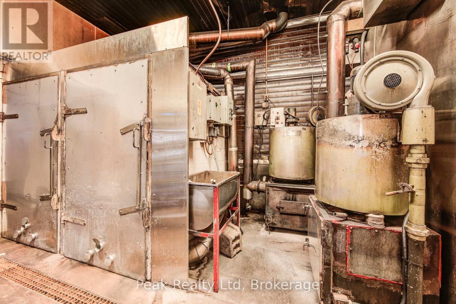 6687 Line 71 Line W, North Perth, Ontario  N0G 1B0 - Photo 40 - X12090278
