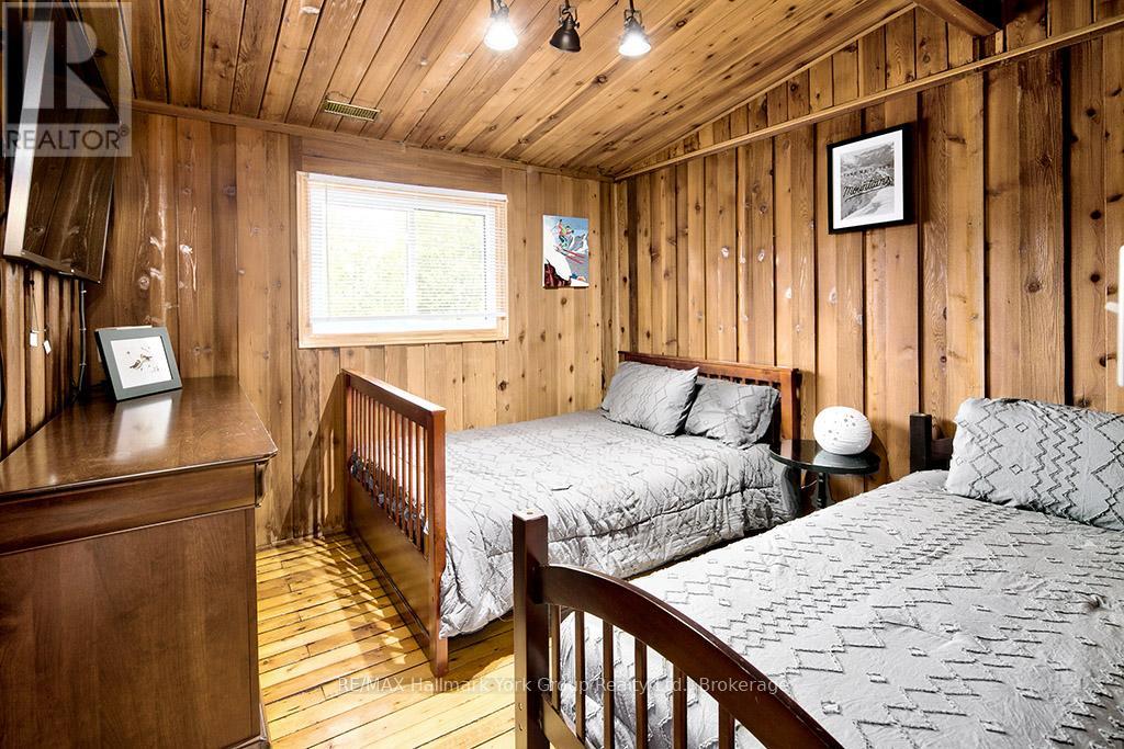 128 James Street, Blue Mountains, Ontario  L9Y 0T6 - Photo 16 - X12090311
