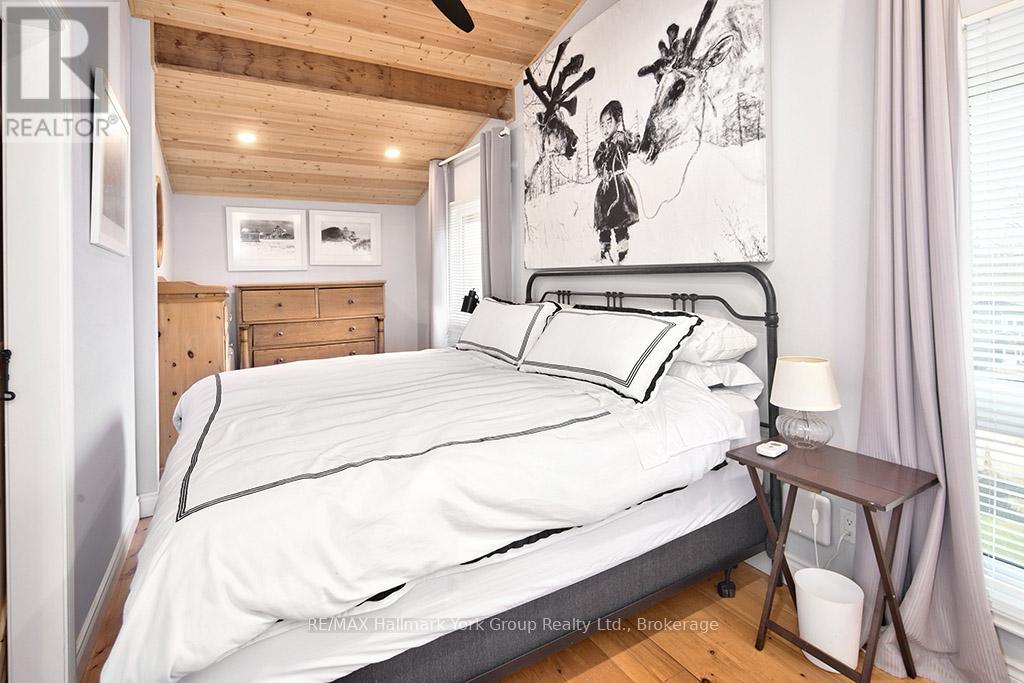 128 James Street, Blue Mountains, Ontario  L9Y 0T6 - Photo 21 - X12090311